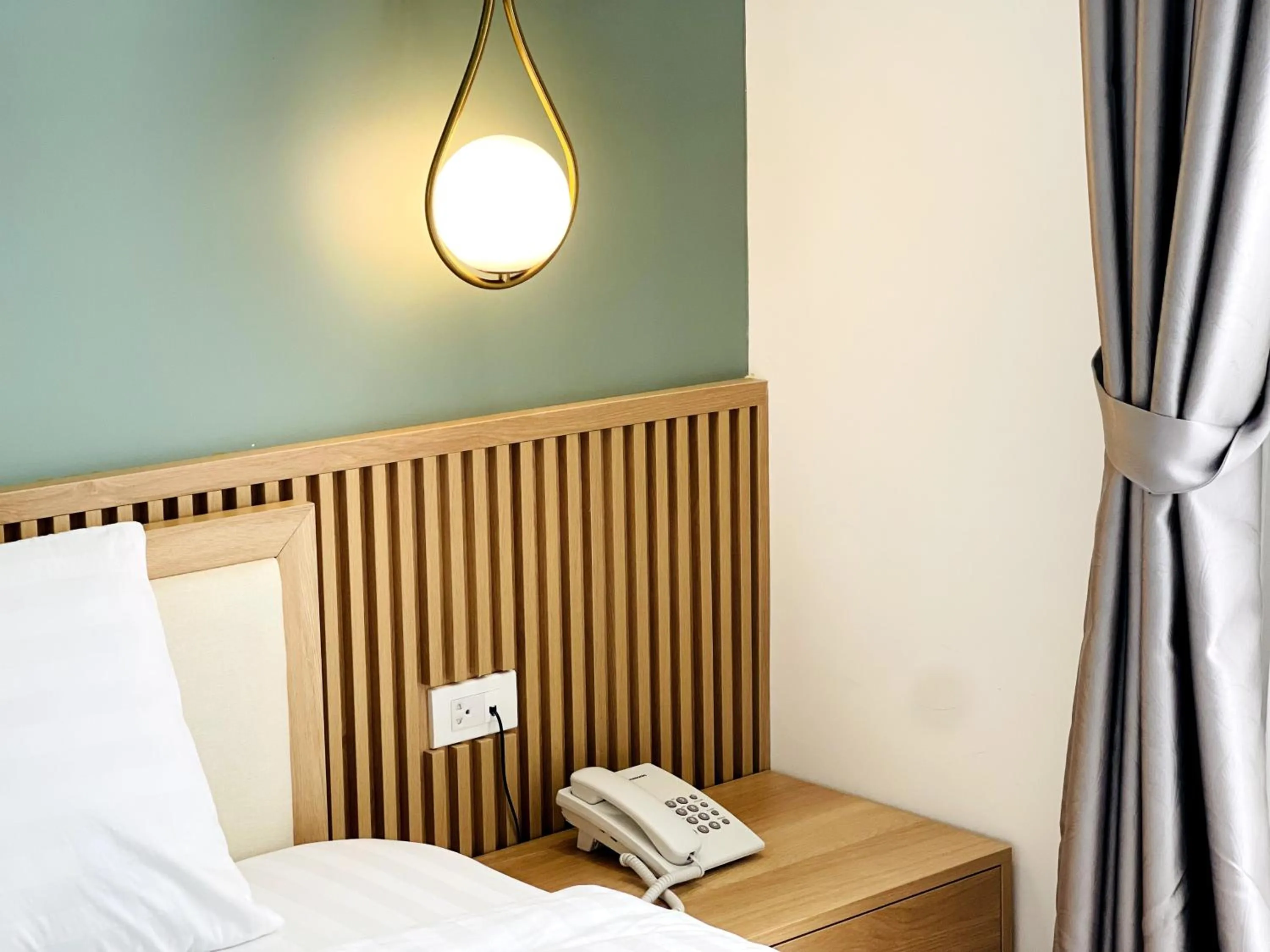 Bedroom, Bed in Lotus Home Hillside