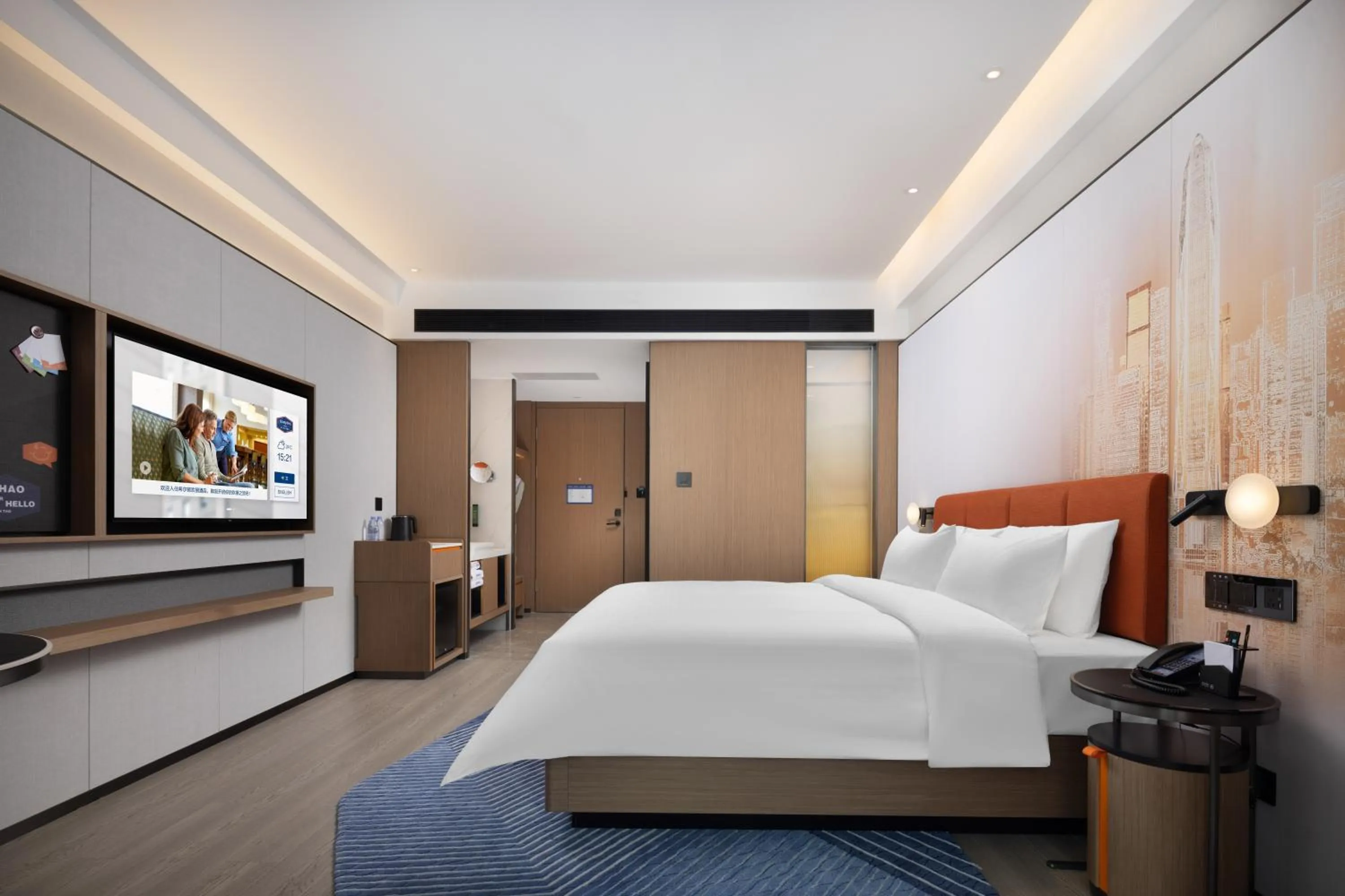 Photo of the whole room, Bed in Hampton by Hilton Shenzhen Futian Huaqiangbei