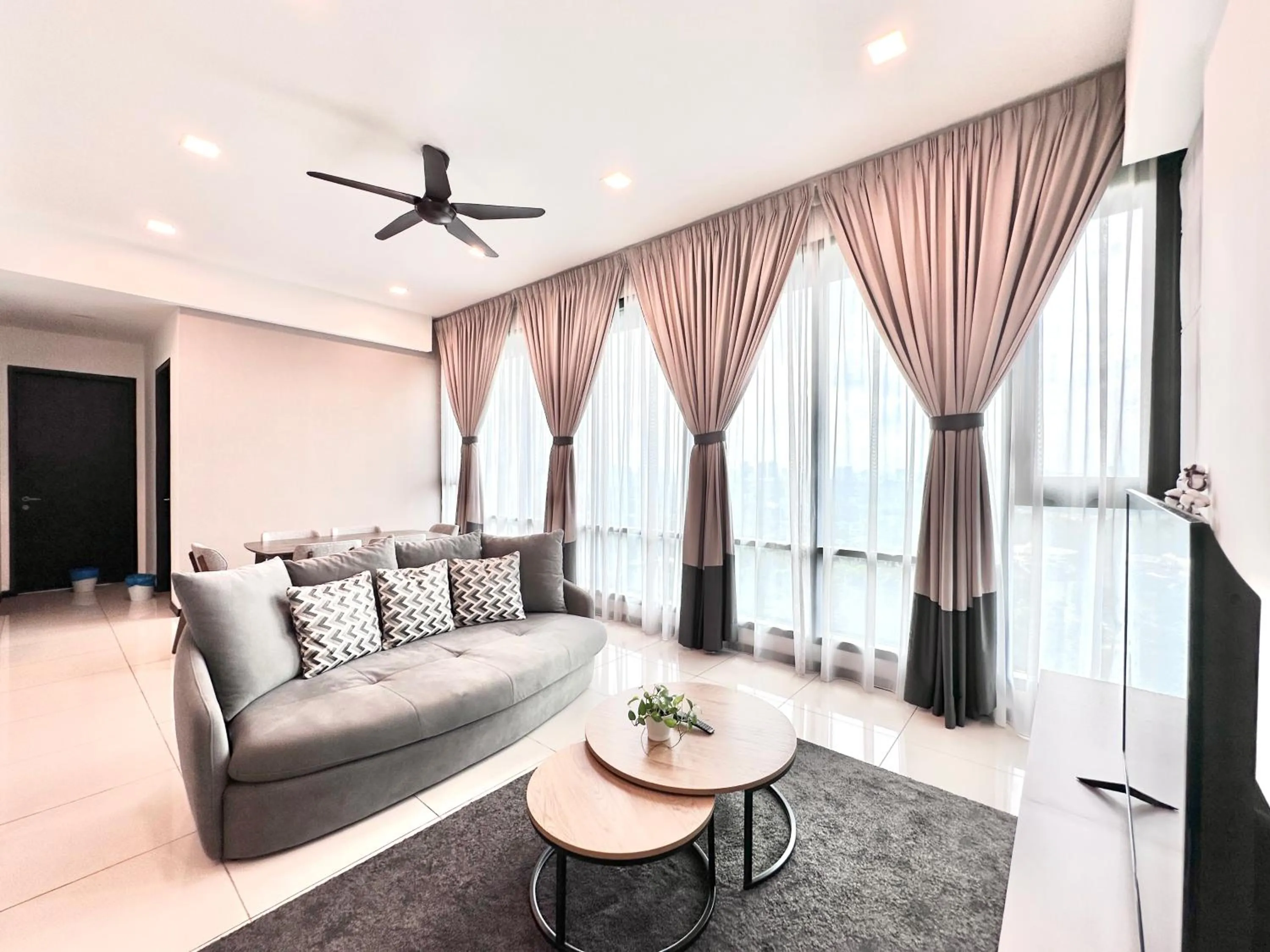 Opus Residences by Manhattan Group