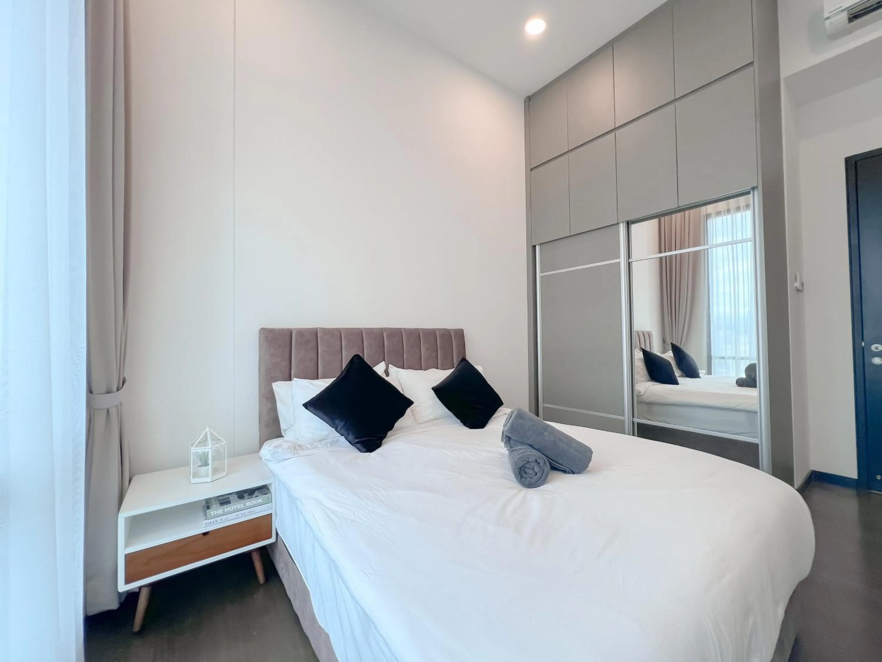 Opus Residences by Manhattan Group