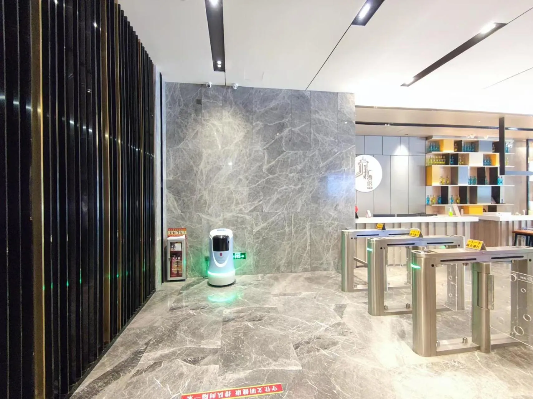 elevator in Echarm International Hotel Guangzhou Beijing Road Pedestrian Street Tianzi Wharf