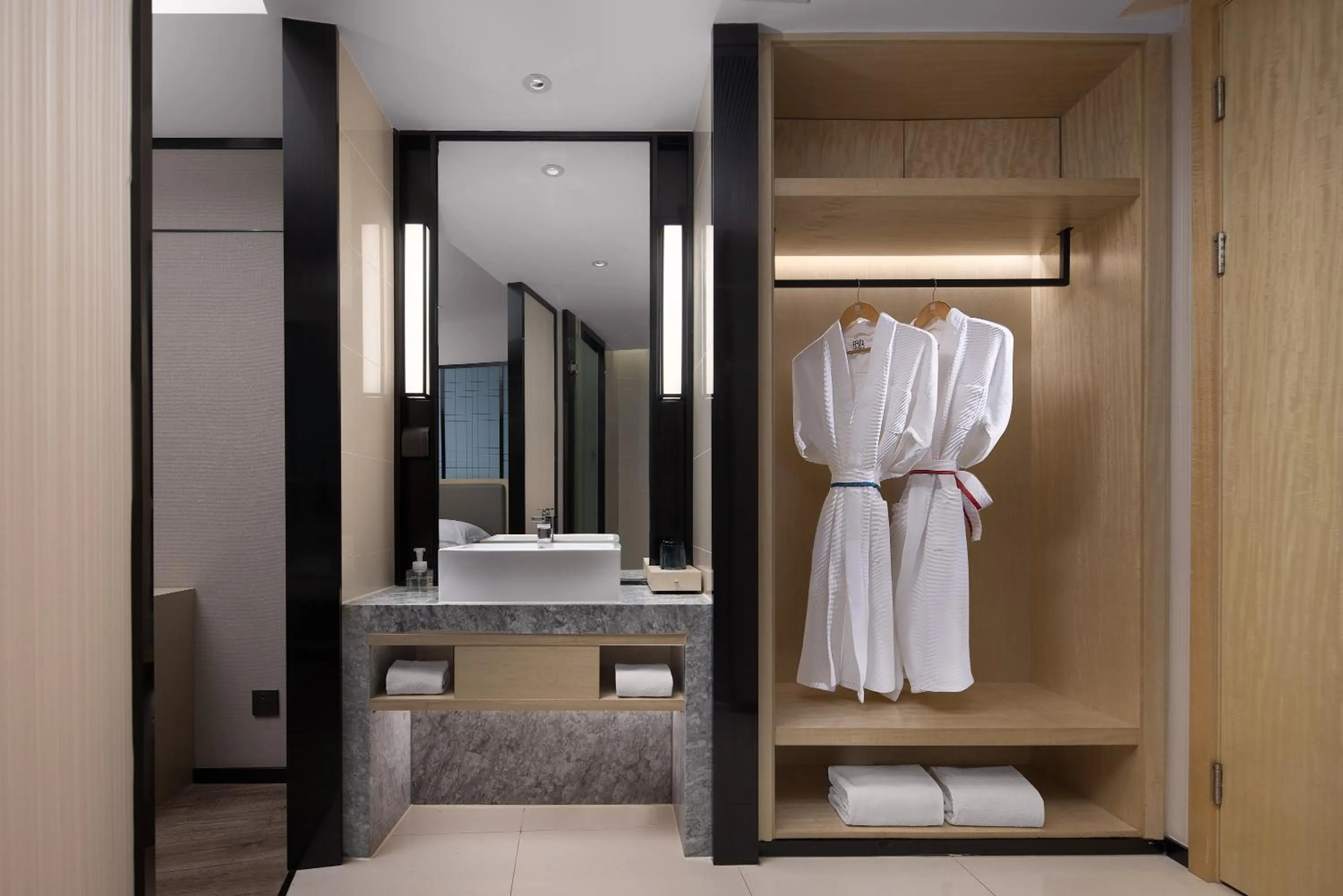 towels in Echarm International Hotel Guangzhou Beijing Road Pedestrian Street Tianzi Wharf