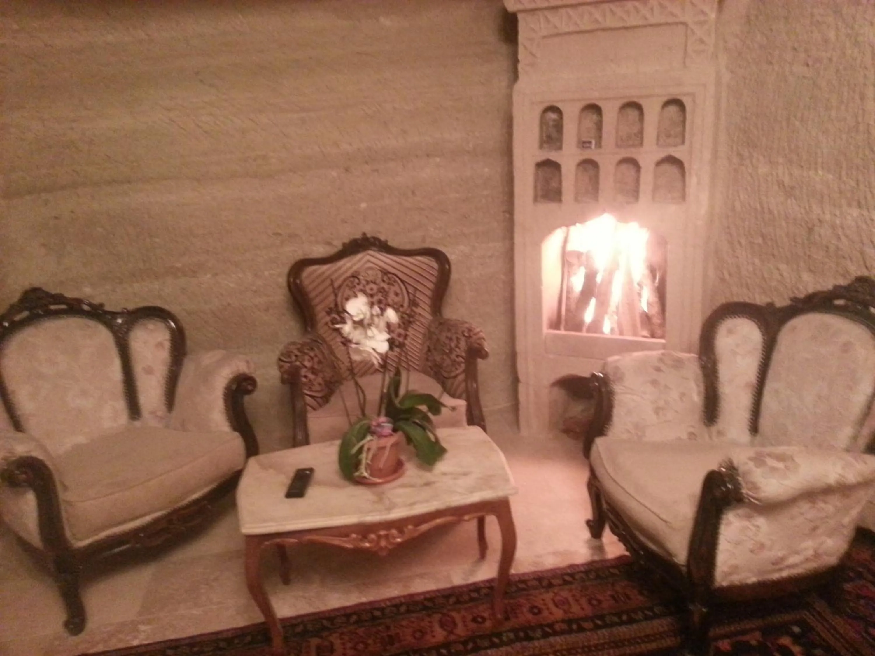 Living room in Family Cave Suite Hotel