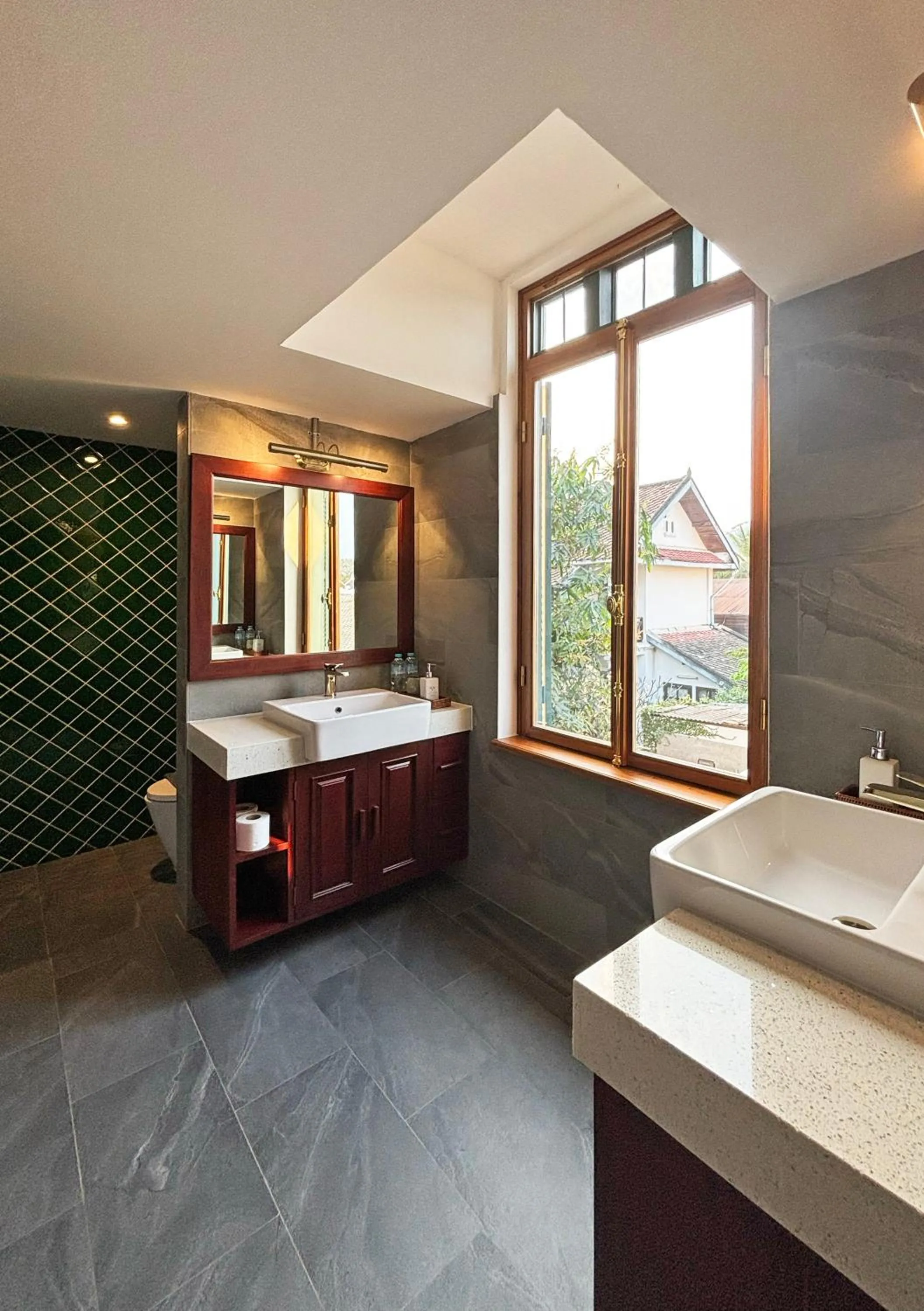 Bathroom in PHA NYA RESIDENCE