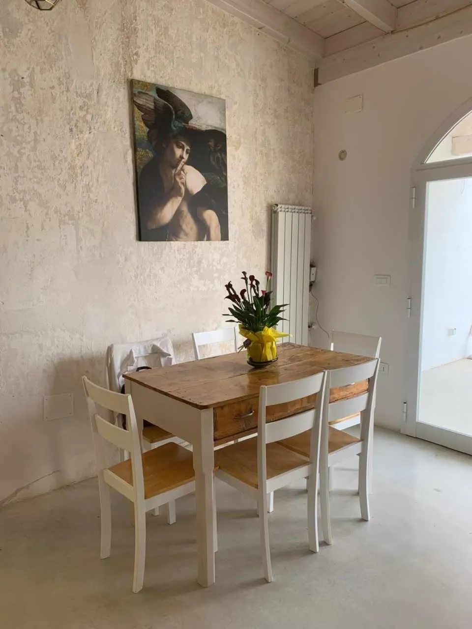 Decorative detail in Corte Mercurio B&B