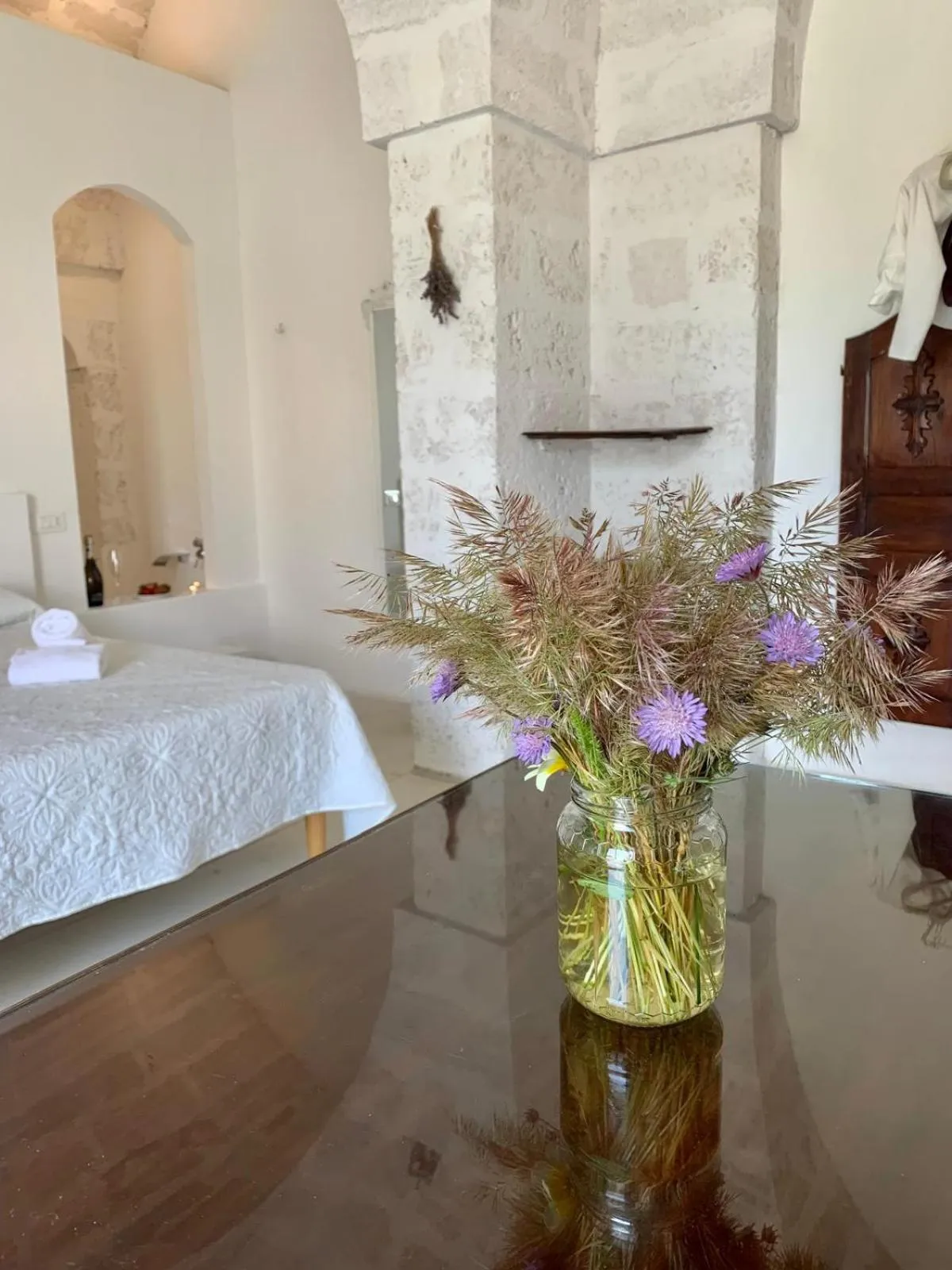 Decorative detail in Corte Mercurio B&B