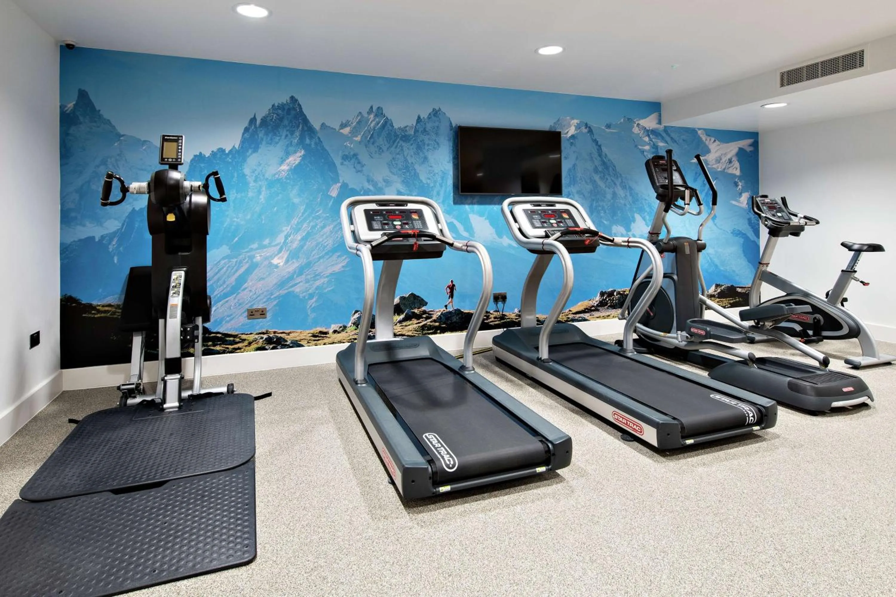 Fitness centre/facilities in Hilton Garden Inn Abingdon Oxford