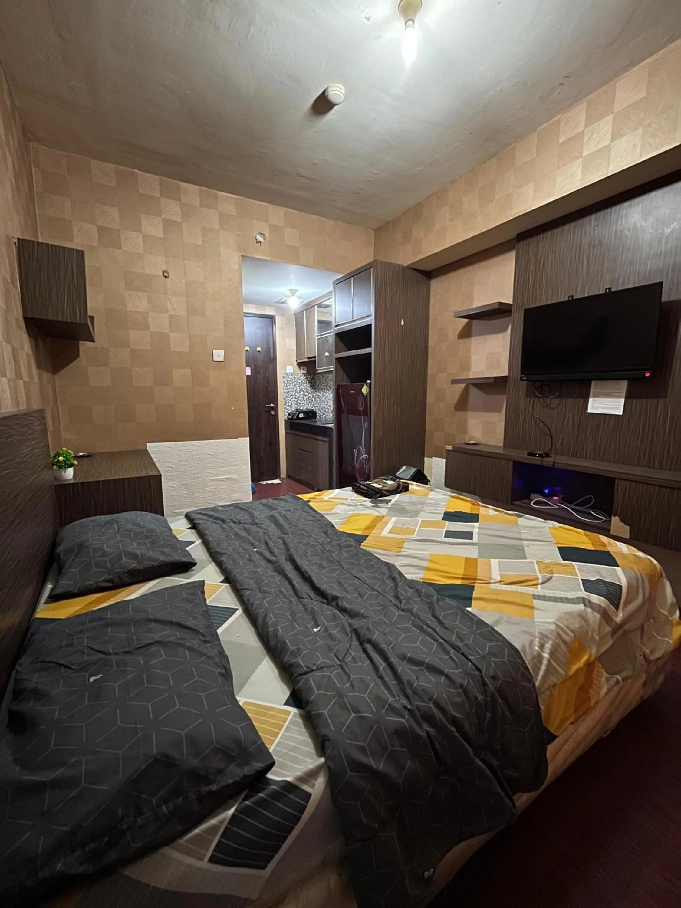 Rifai room by Serpong green view bsd