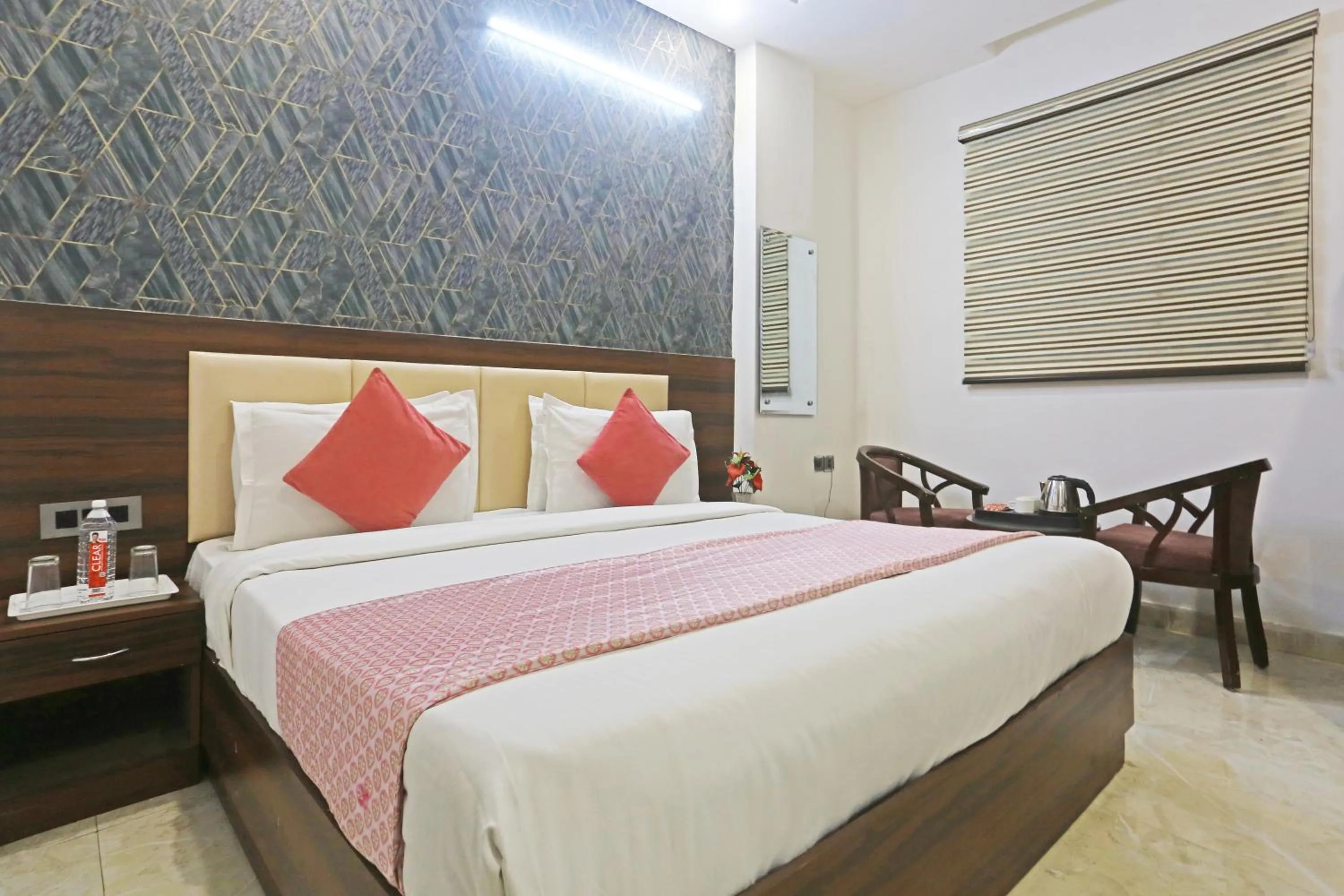 Bed in Hotel ECG Grand Inn-Near Delhi Airport free Airport Drop
