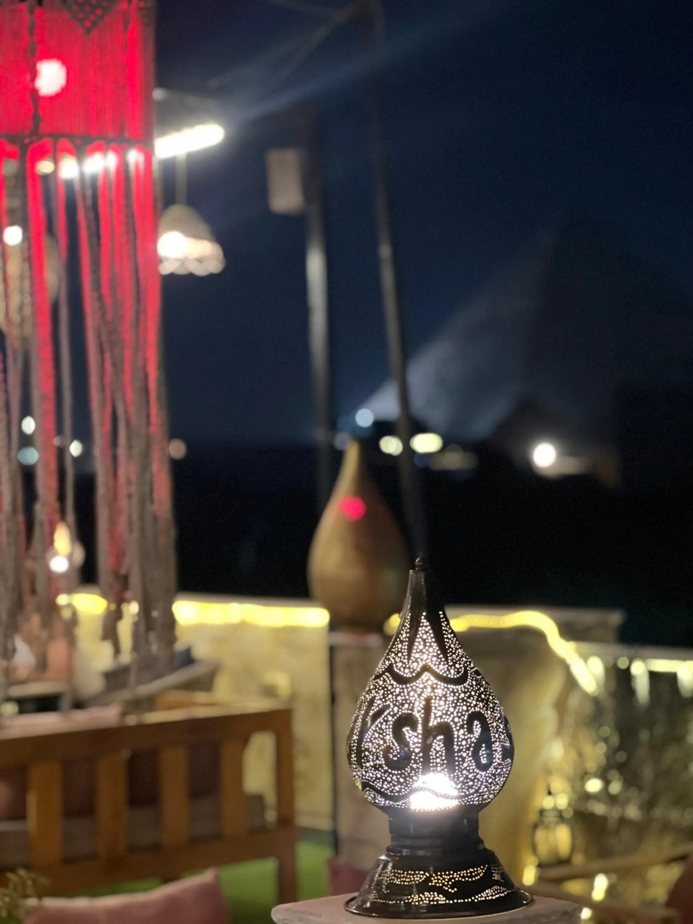 Night in Farsha Pyramids Inn