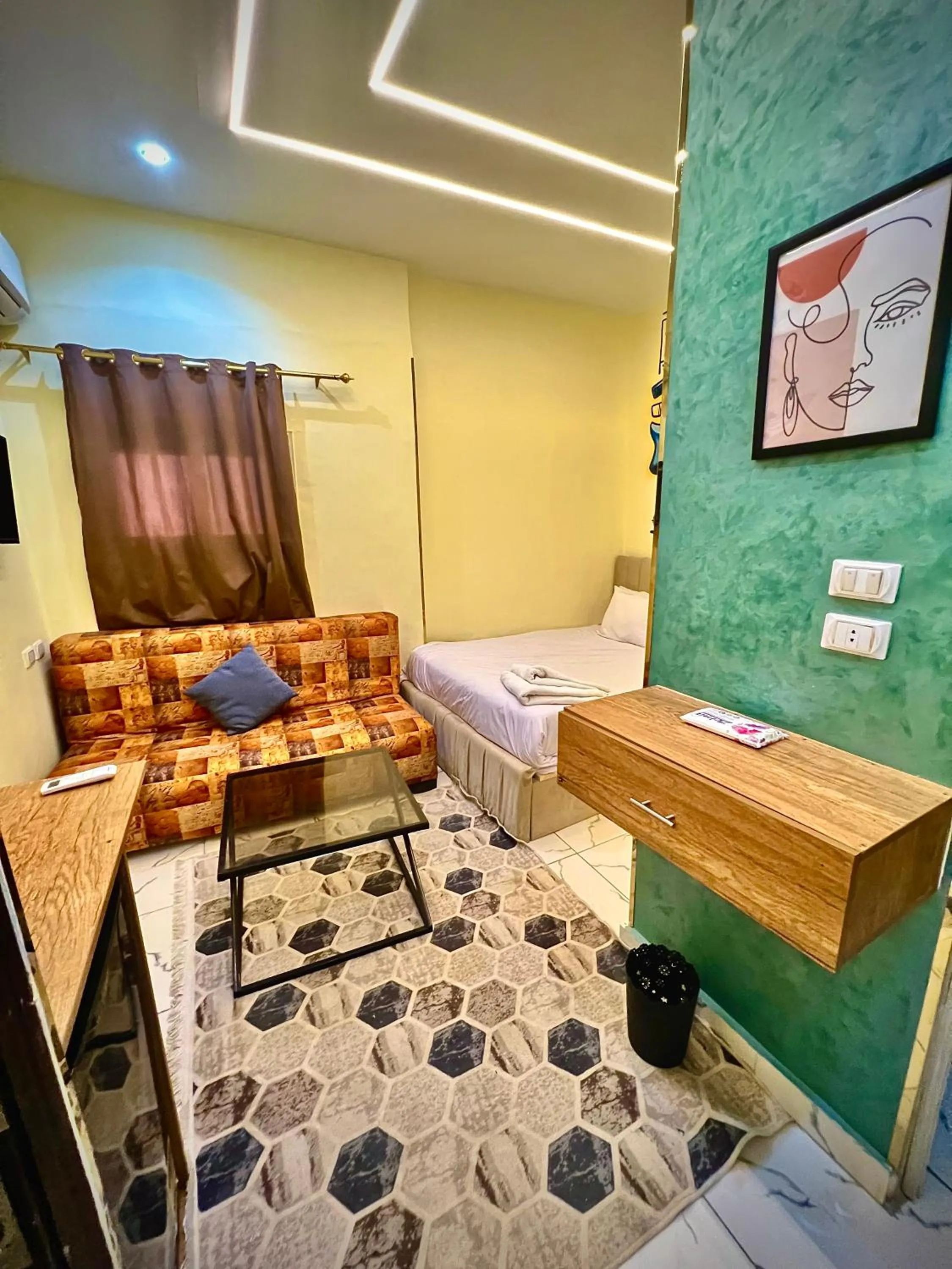 Bed in Farsha Pyramids Inn