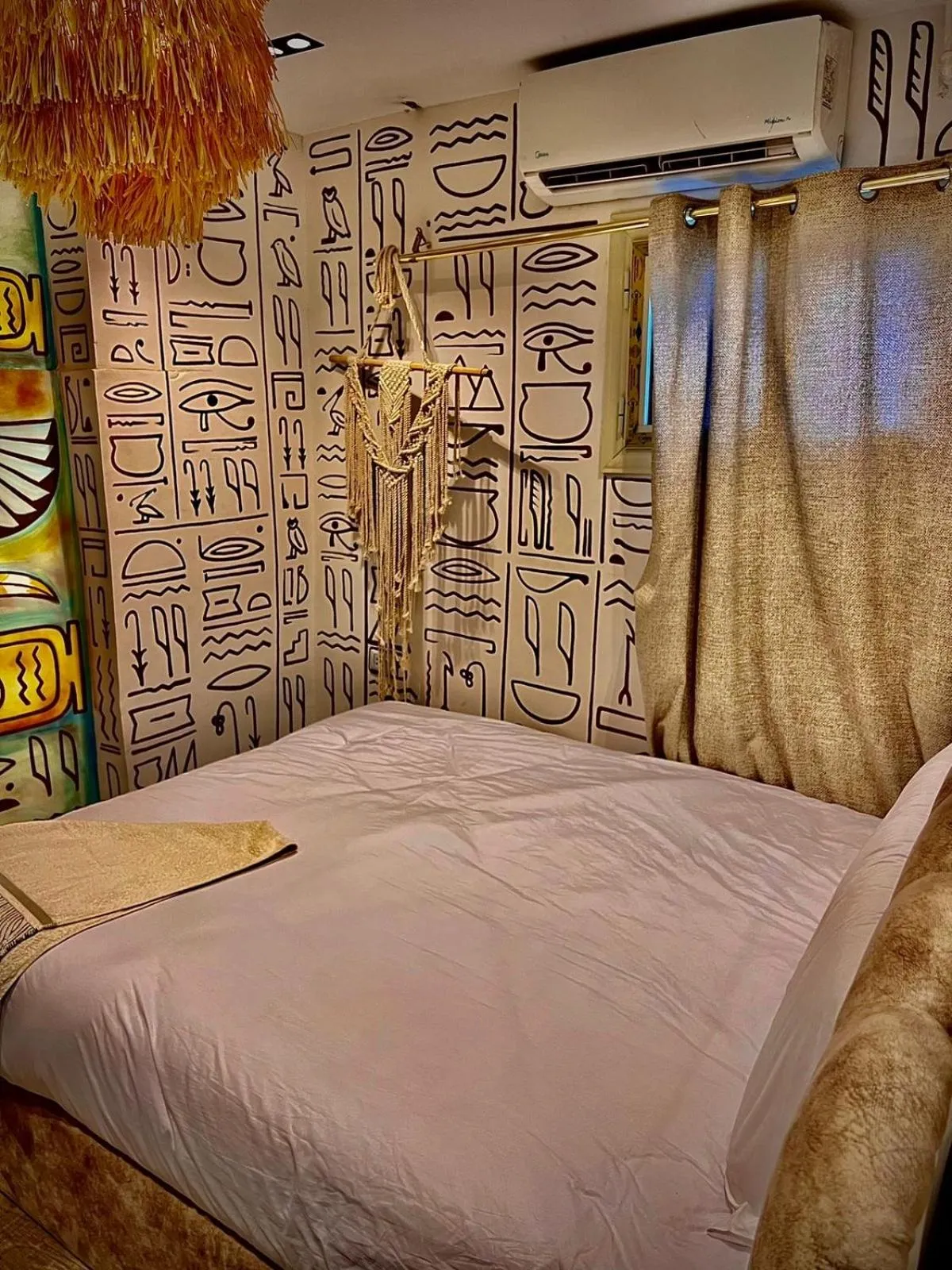 Bed in Farsha Pyramids Inn