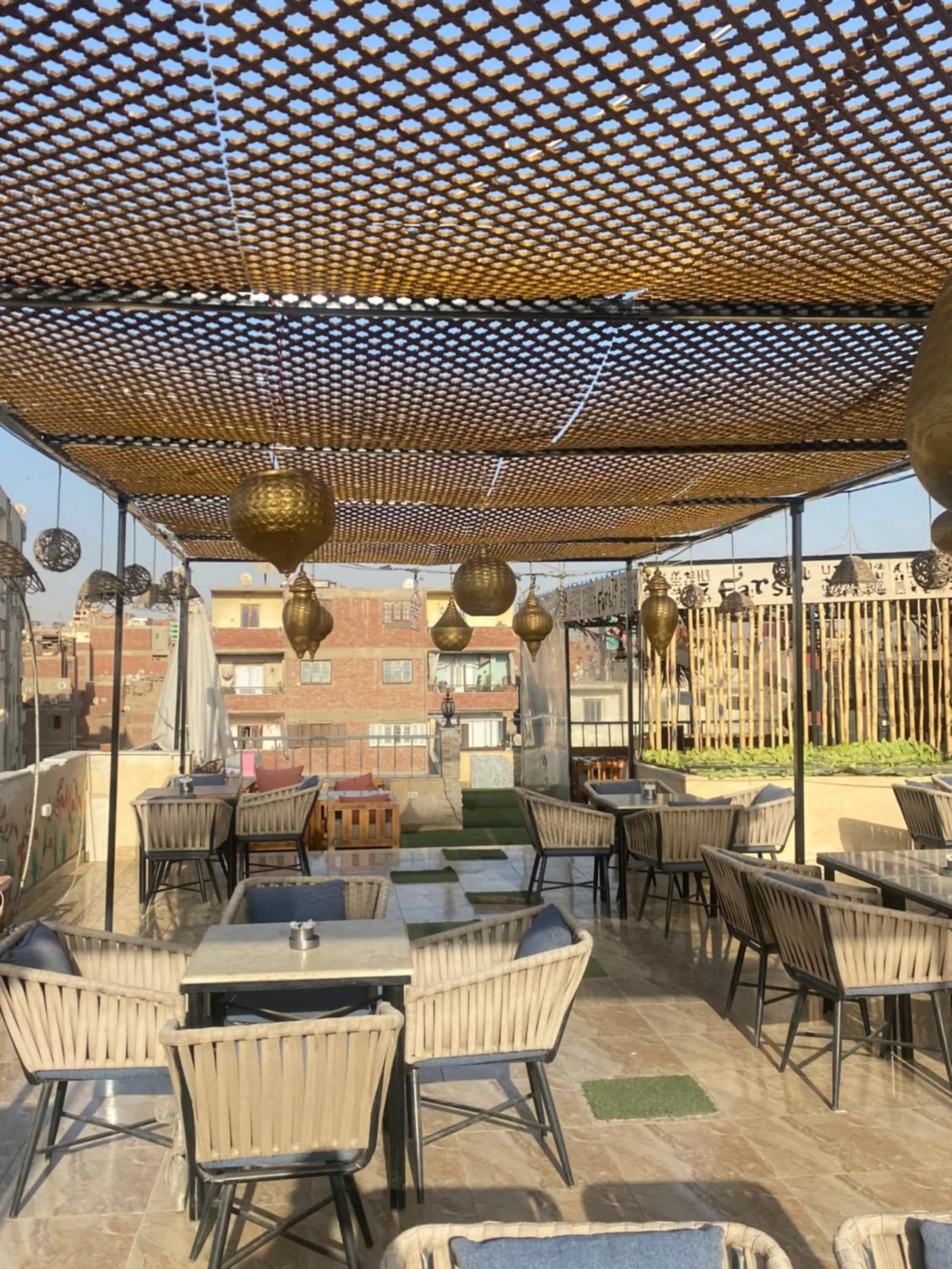 Patio in Farsha Pyramids Inn