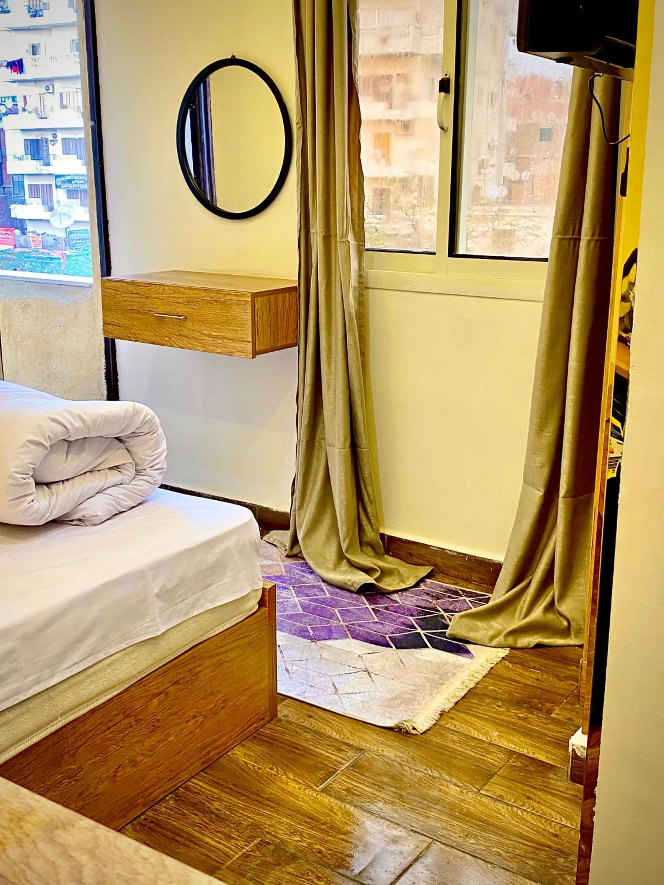 Bed in Farsha Pyramids Inn