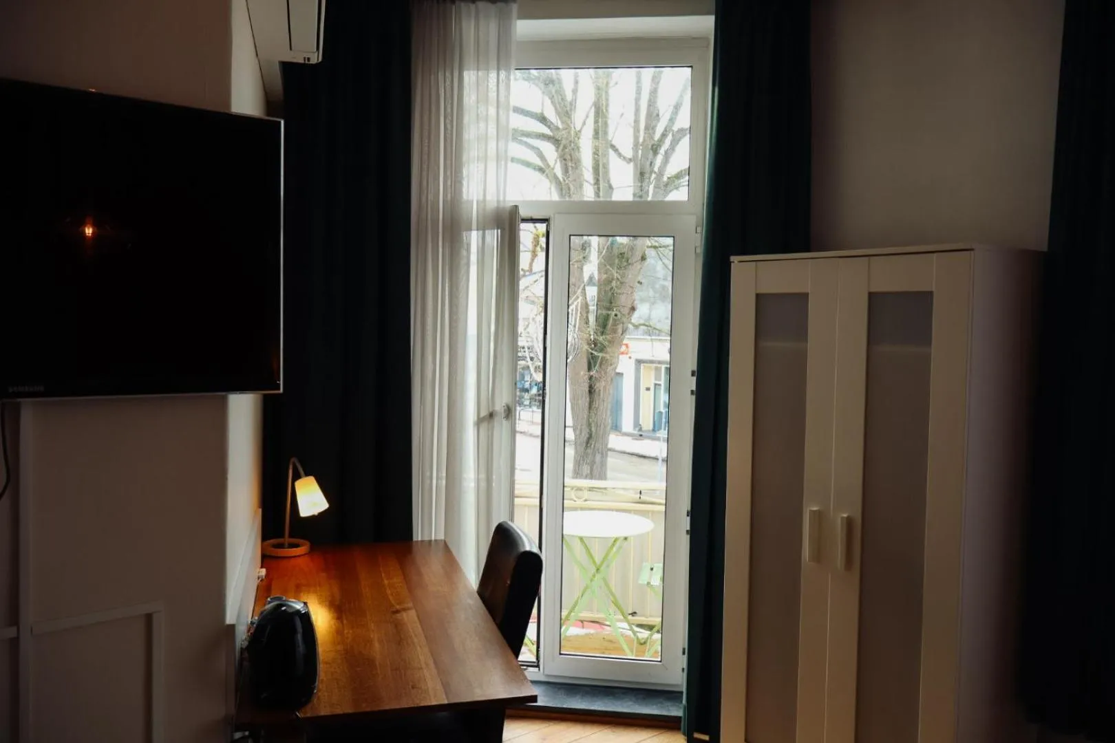 TV and multimedia in Hotel Brasserie de Kroon