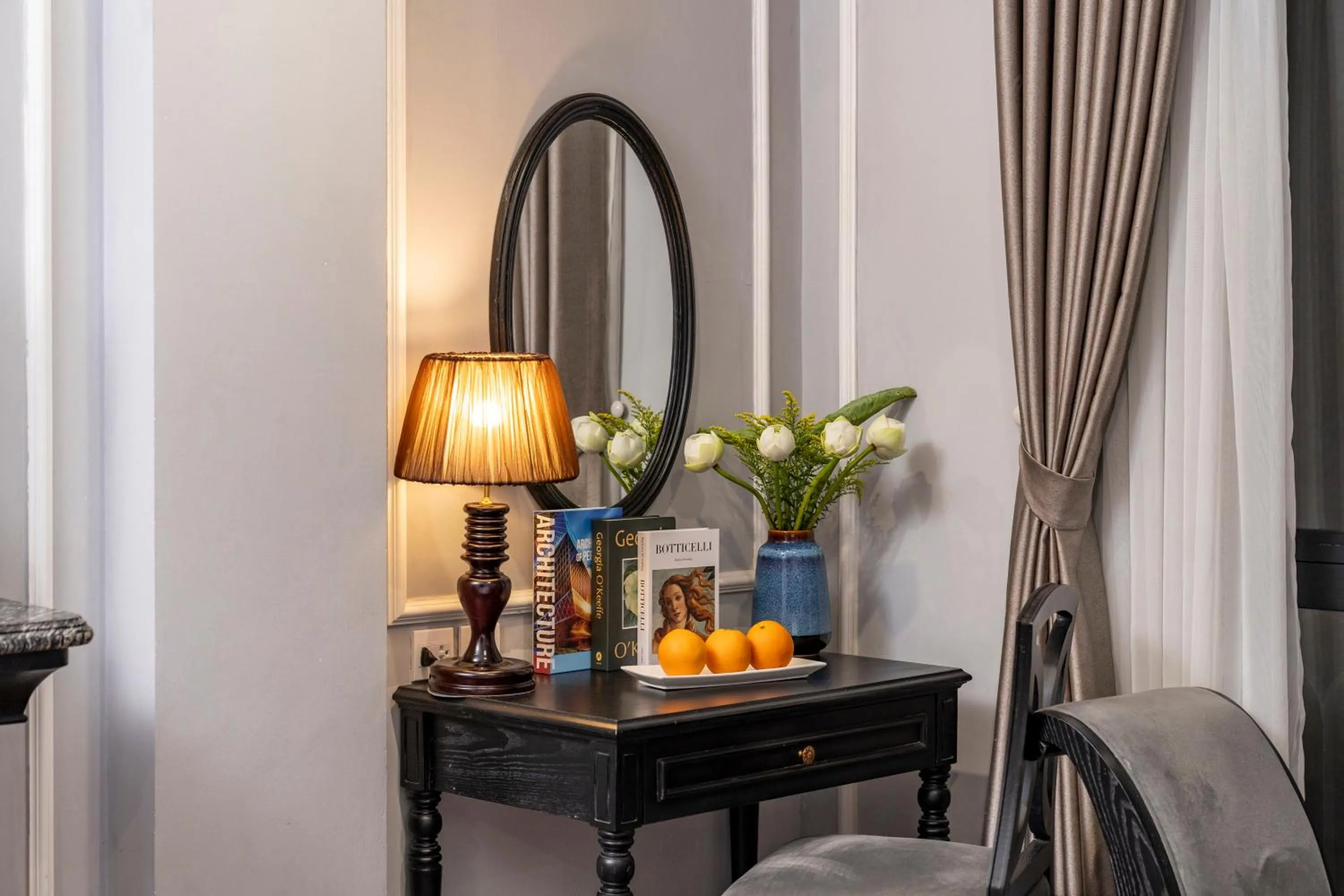 Seating area in Amara Hanoi Hotel and Spa