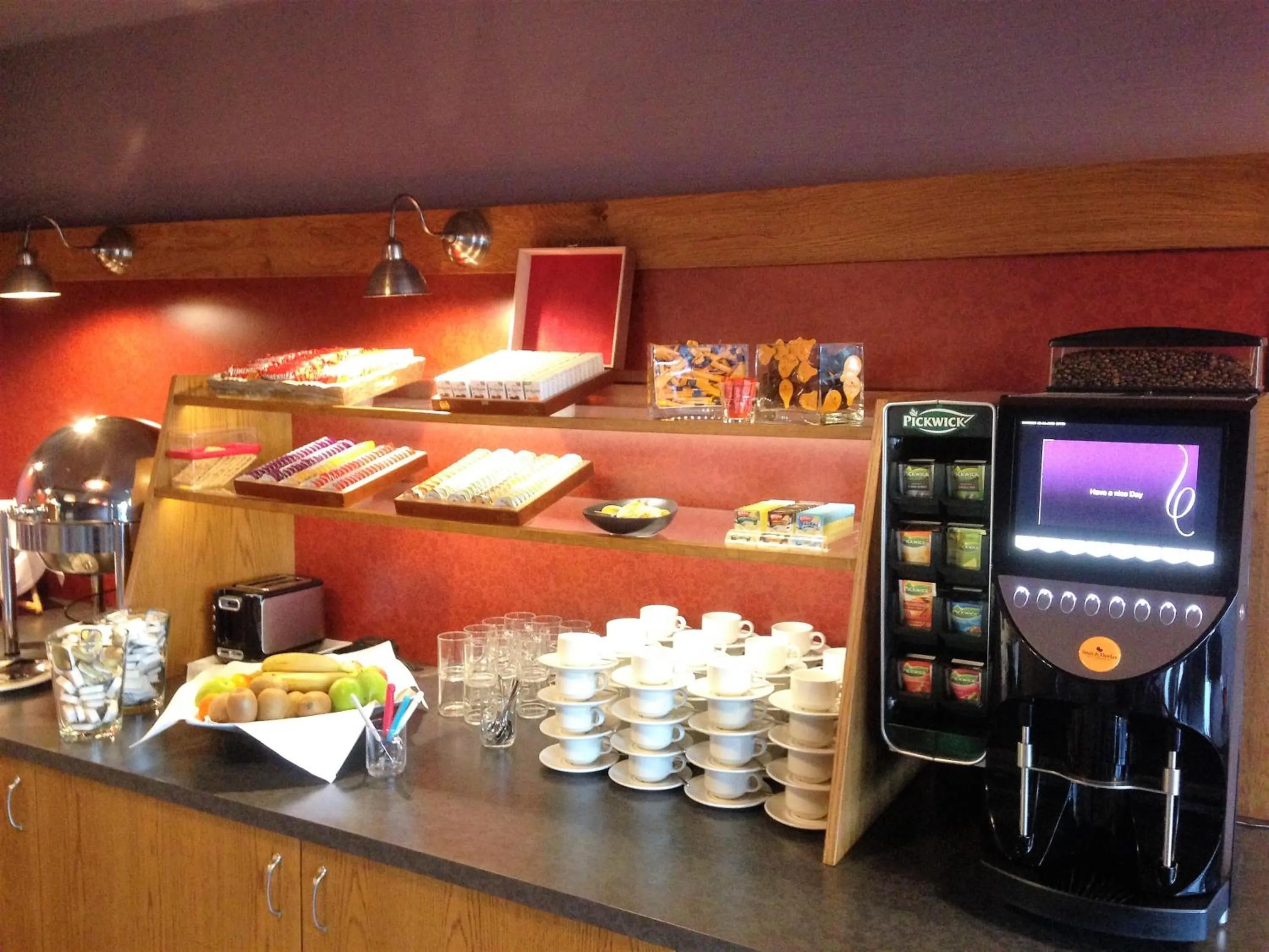 Continental breakfast in Hotel Mijdrecht Marickenland