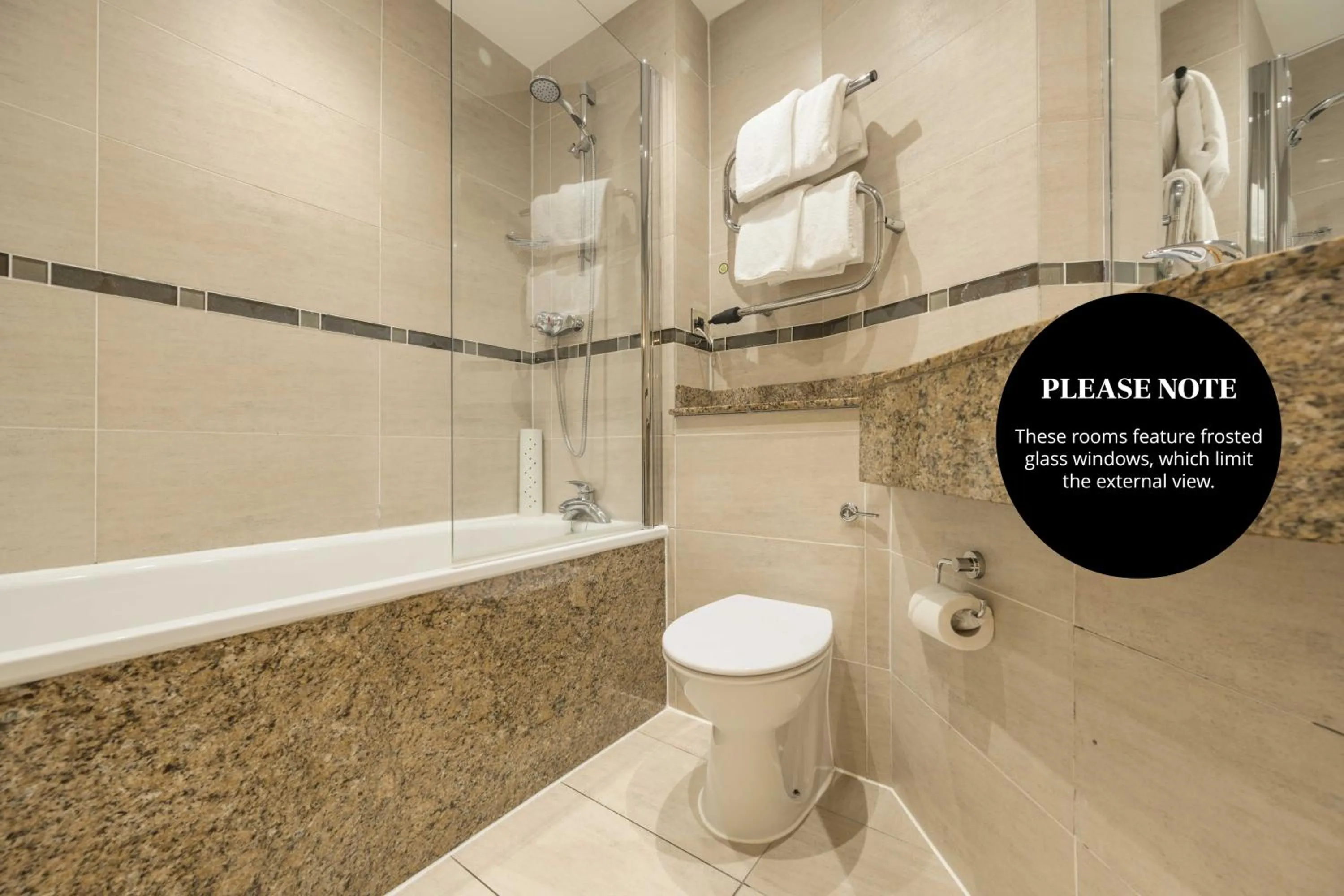 Shower in Old Waverley Hotel