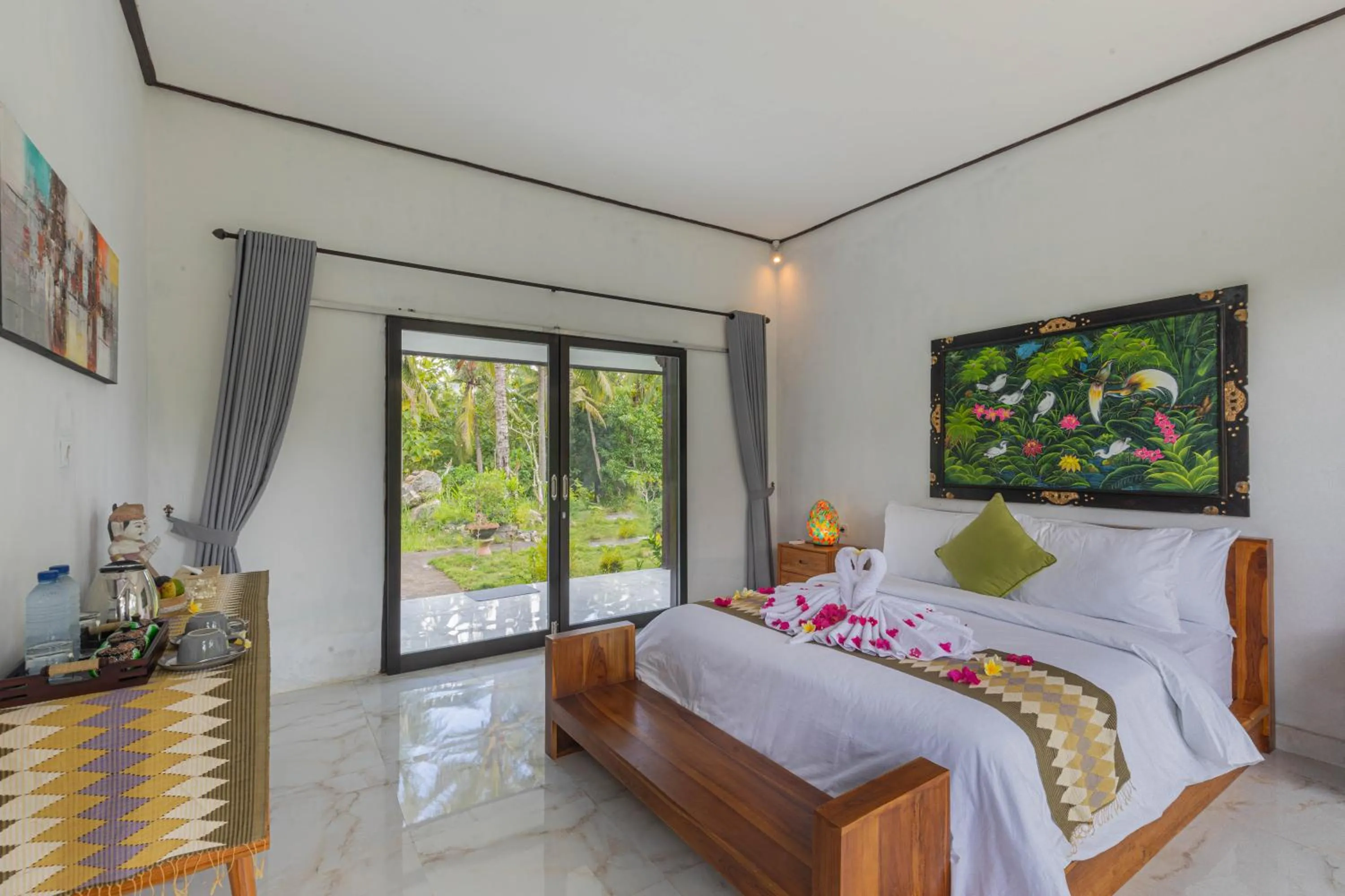 Bathroom, Bed in Radjes Bungalow Nusa Penida
