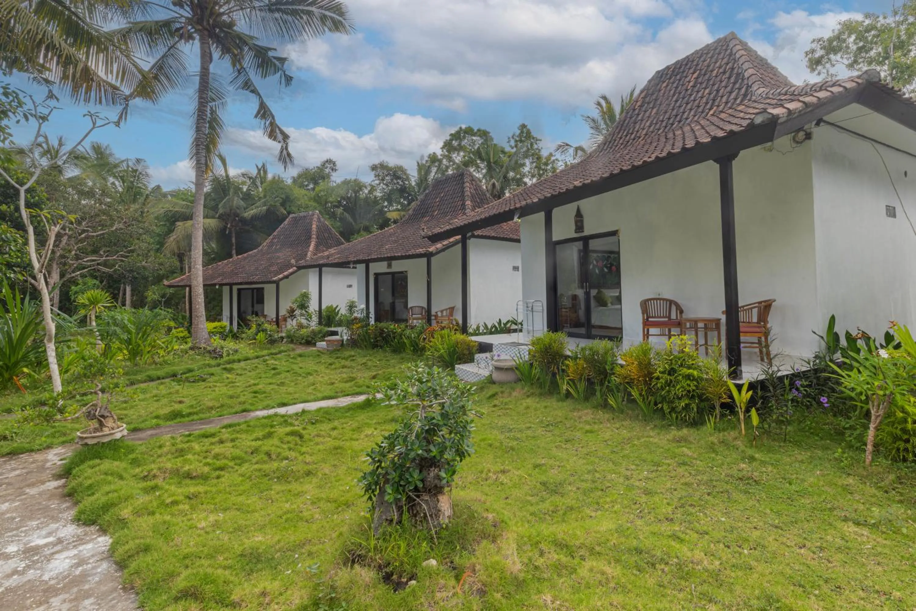 Property building in Radjes Bungalow Nusa Penida