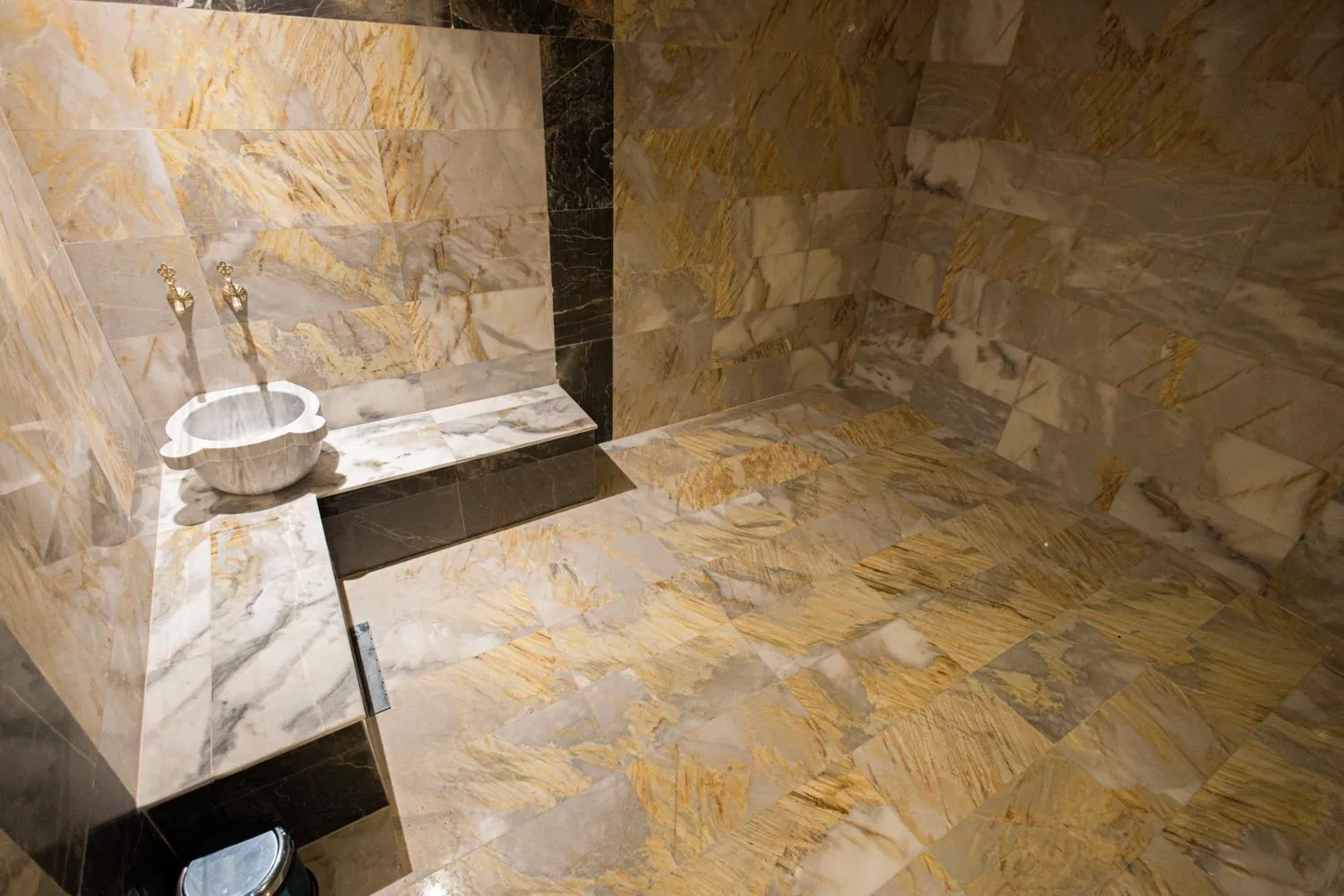 Bathroom in Majestic Cave House