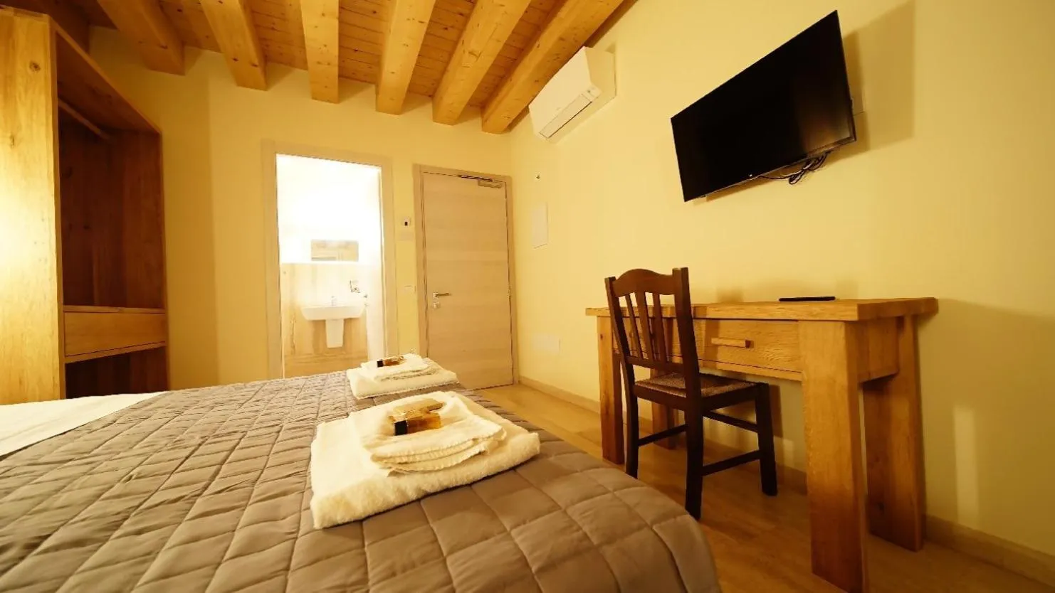 Bed in Destiny home suite soave