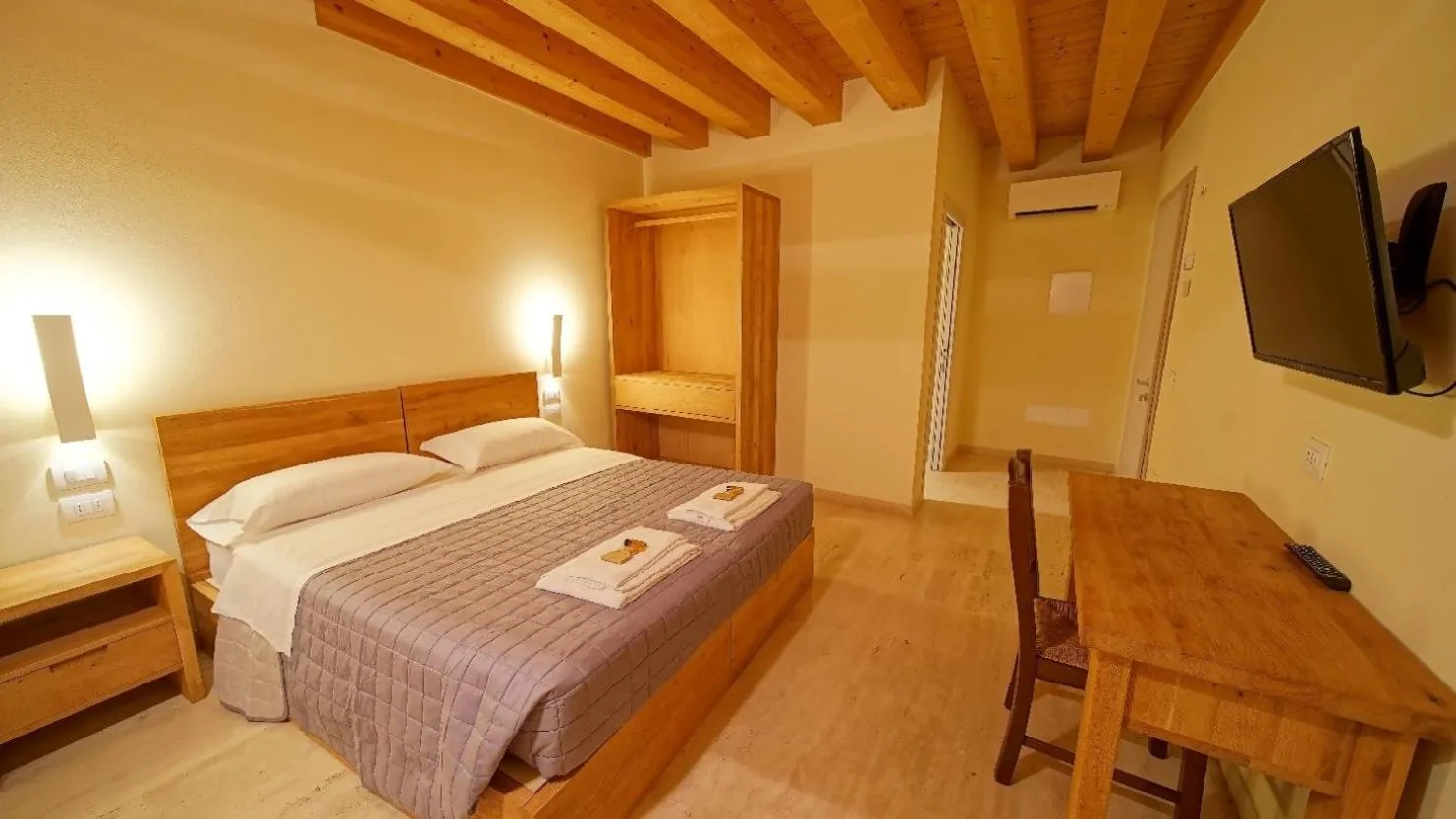 Bed in Destiny home suite soave