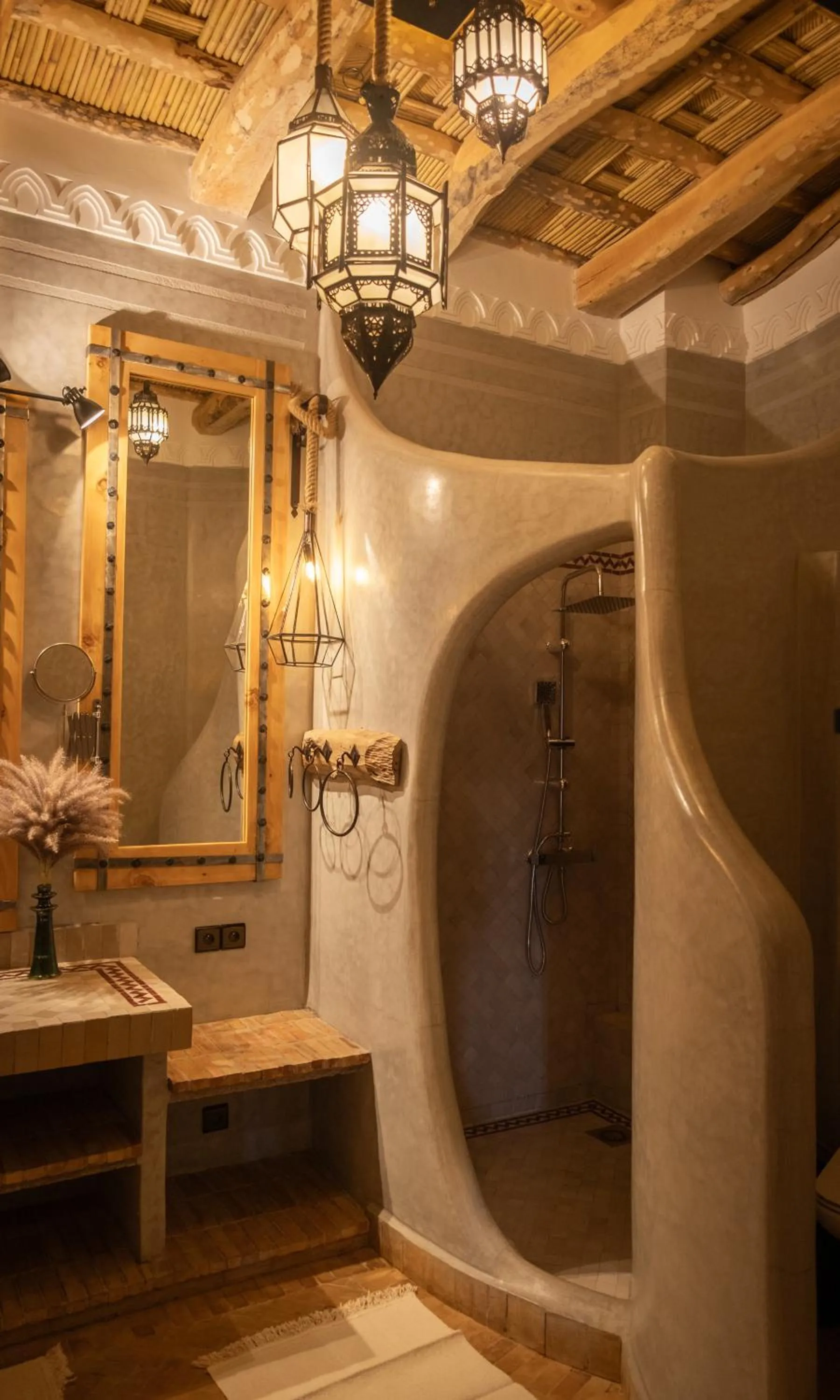 Shower in Eden Boutique Hotel