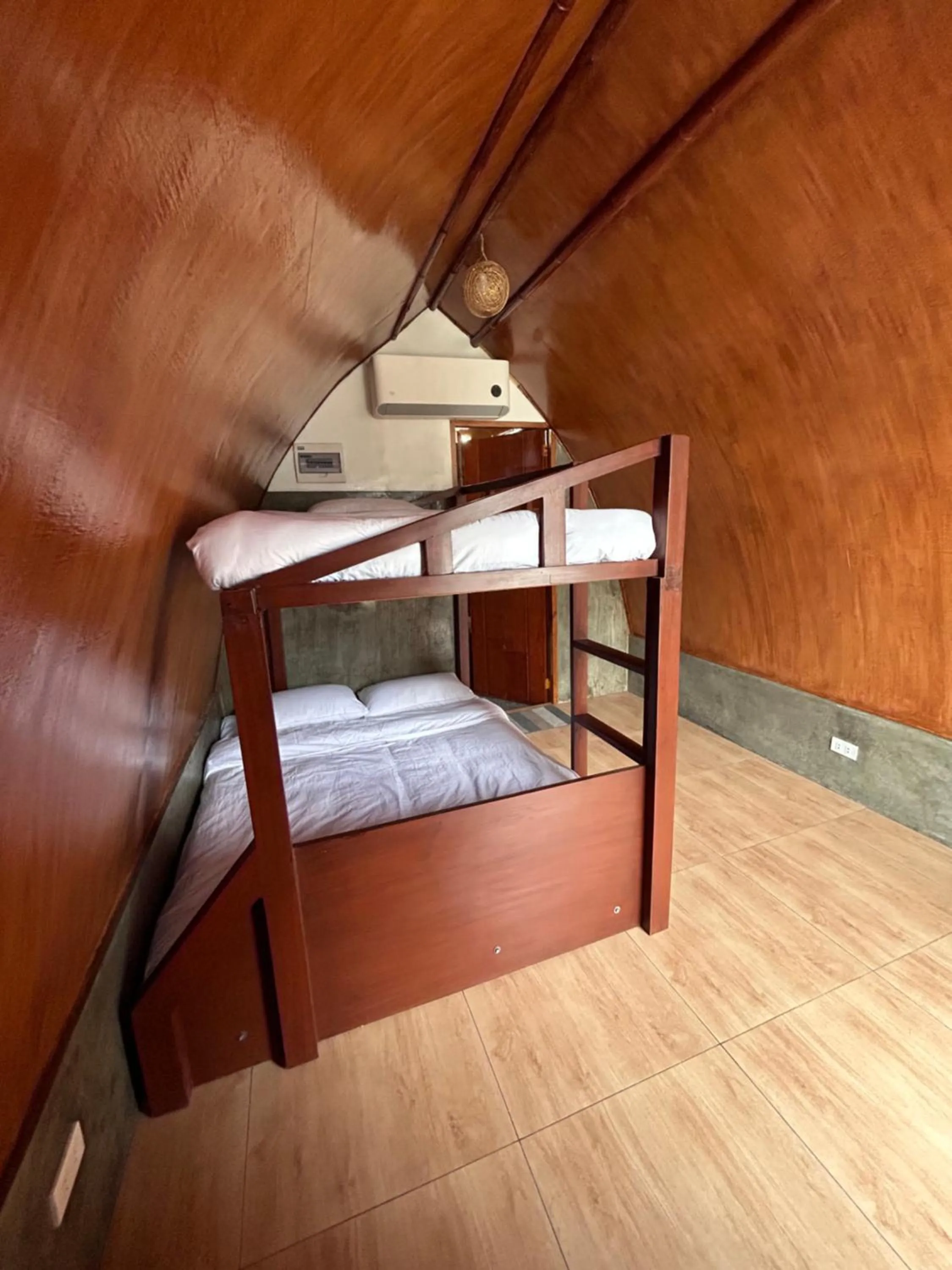 Bed in East Holiday Resort Moalboal