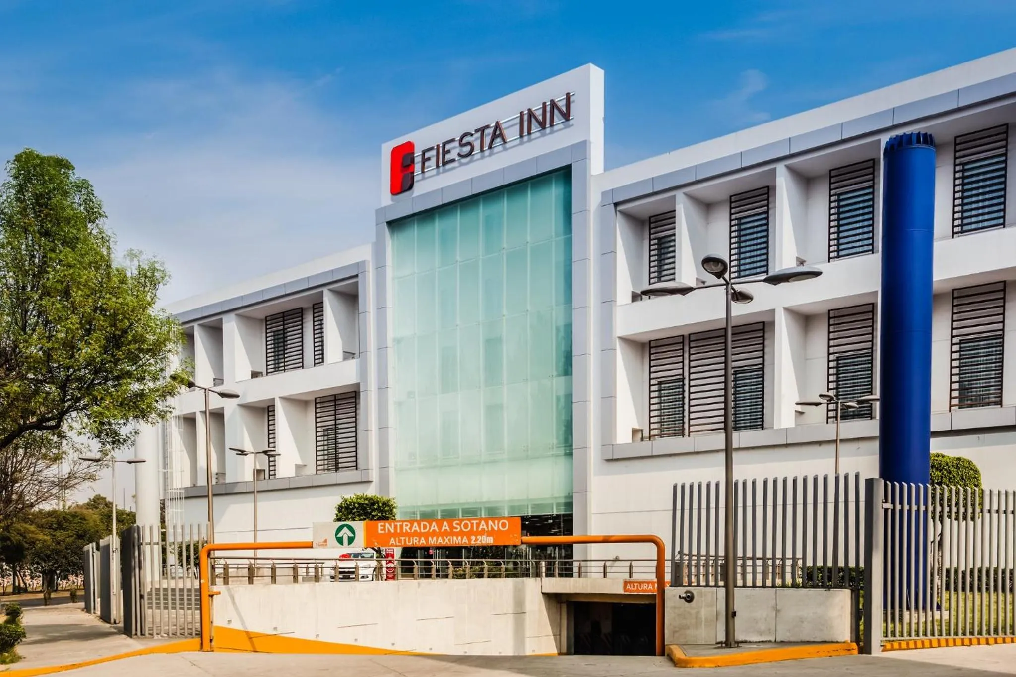 Property building in Fiesta Inn Plaza Central Aeropuerto