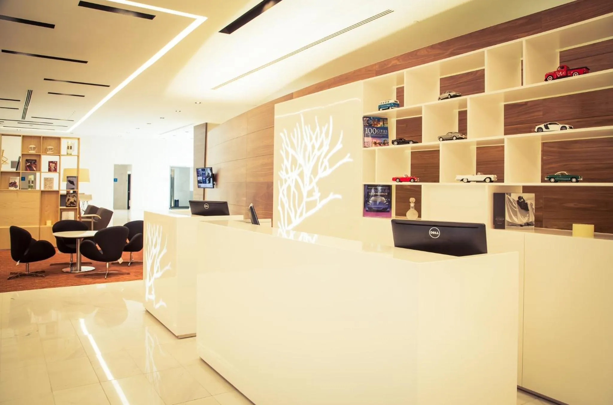 Lobby or reception in Fiesta Inn Plaza Central Aeropuerto