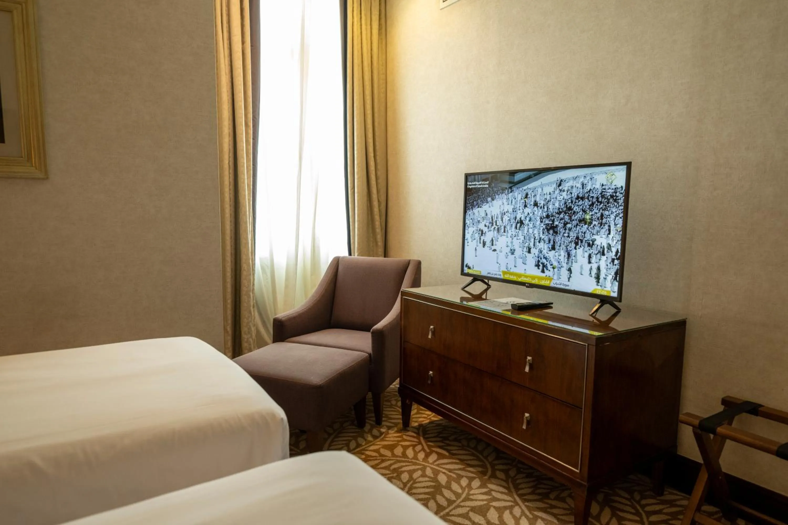 Bedroom, Bed in SAJA By Warwick Makkah Hotel