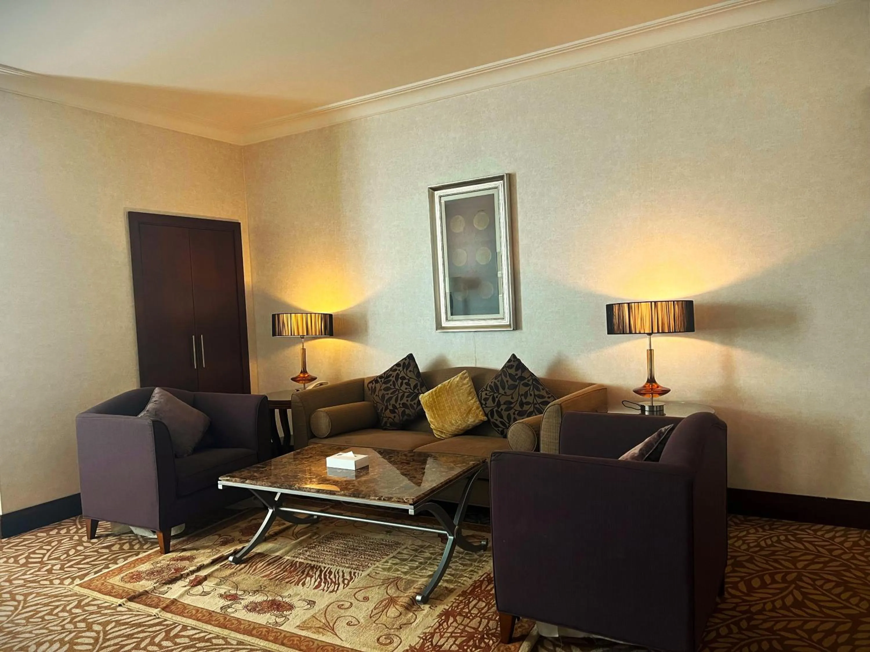 Living room in SAJA By Warwick Makkah Hotel