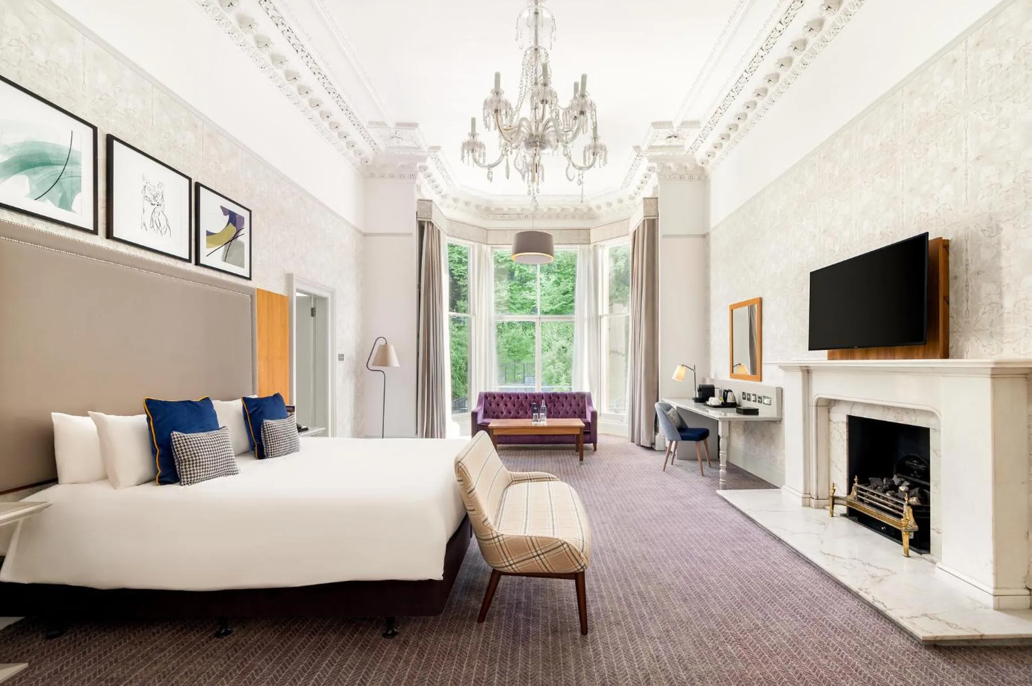 Photo of the whole room in voco Edinburgh - Royal Terrace, an IHG Hotel