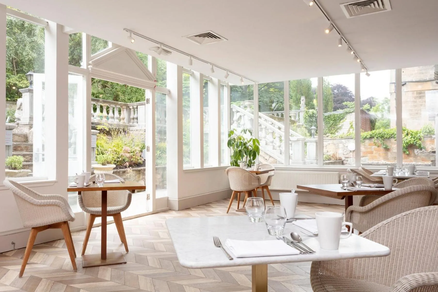 Restaurant/places to eat in voco Edinburgh - Royal Terrace, an IHG Hotel