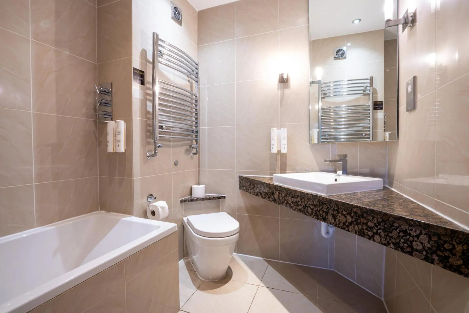 Toilet in Hollin House Hotel