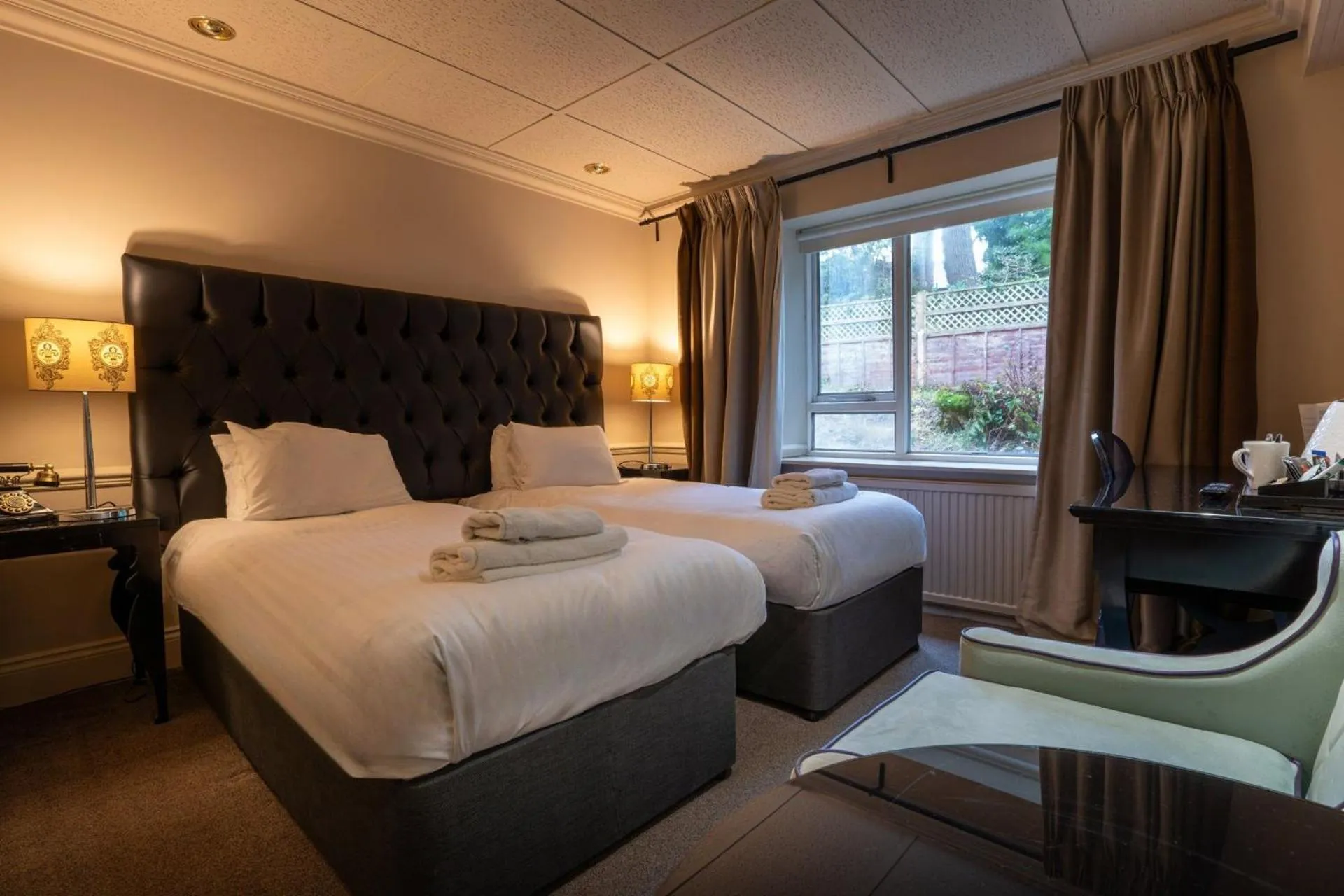 Bedroom, Bed in Hollin House Hotel