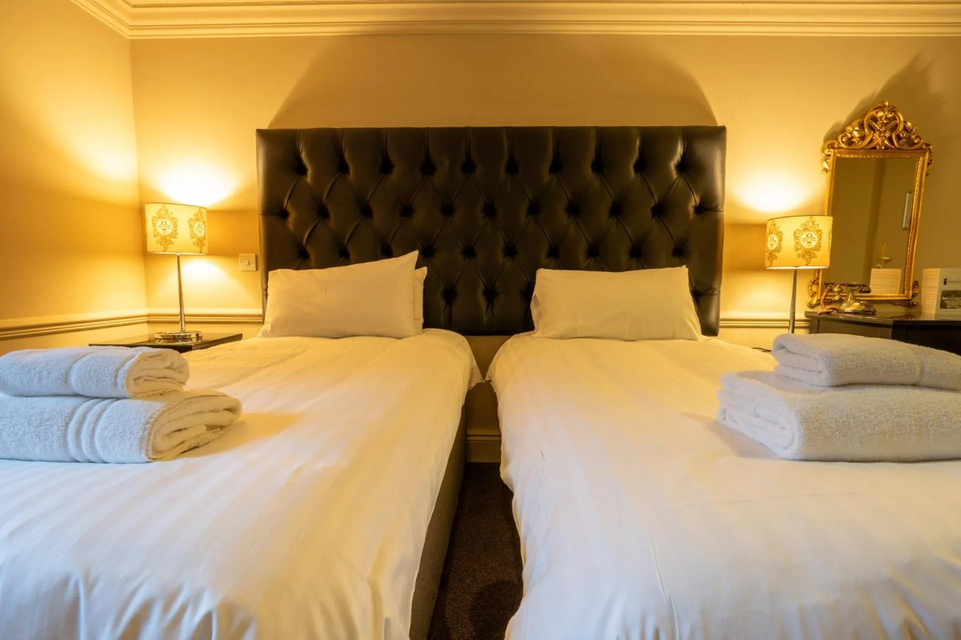 Bed in Hollin House Hotel