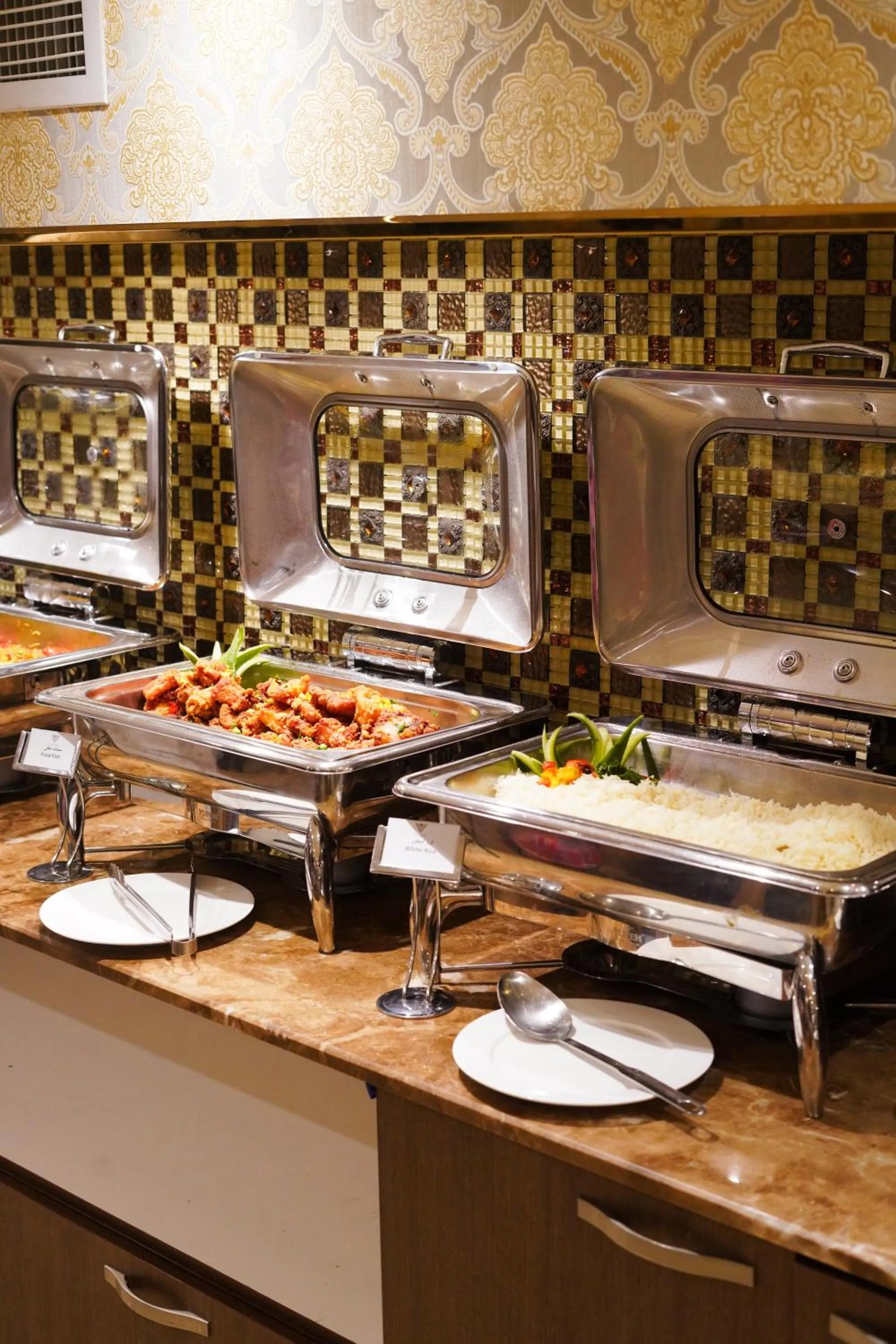 Food and drinks in Verta Quraish Hotel Jeddah