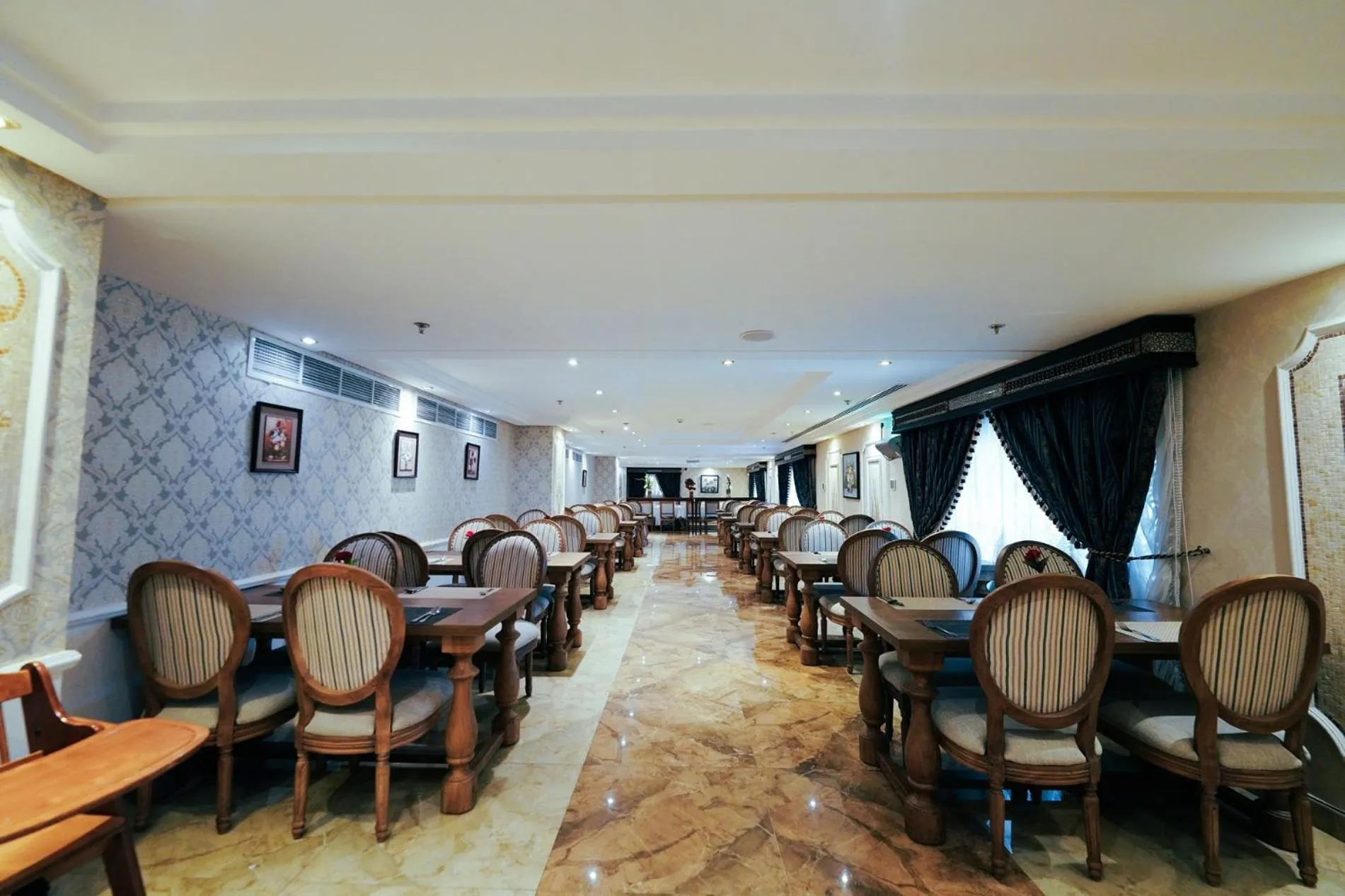 Seating area in Verta Quraish Hotel Jeddah