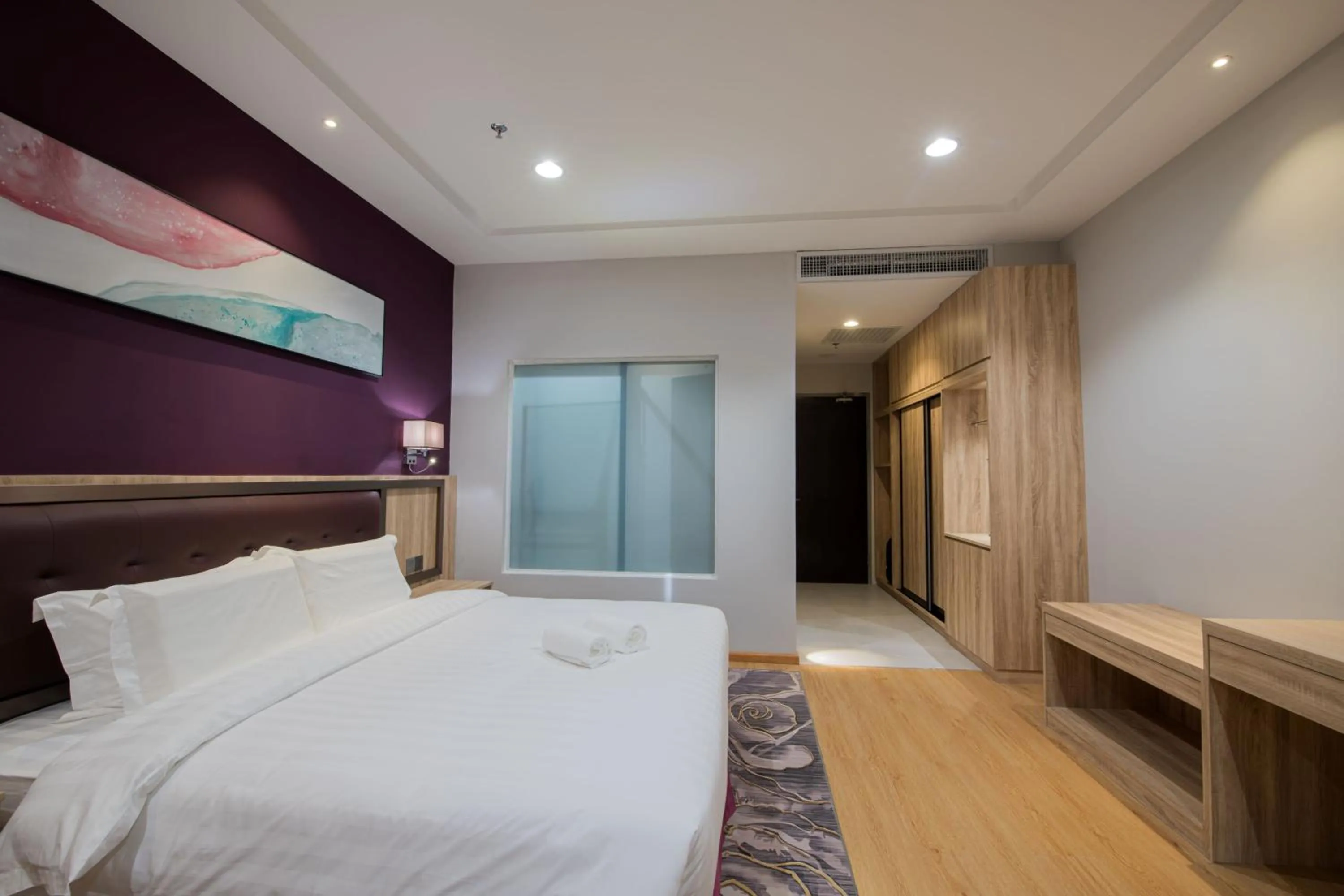 Bedroom, Bed in Grand InHotel Kota Kinabalu