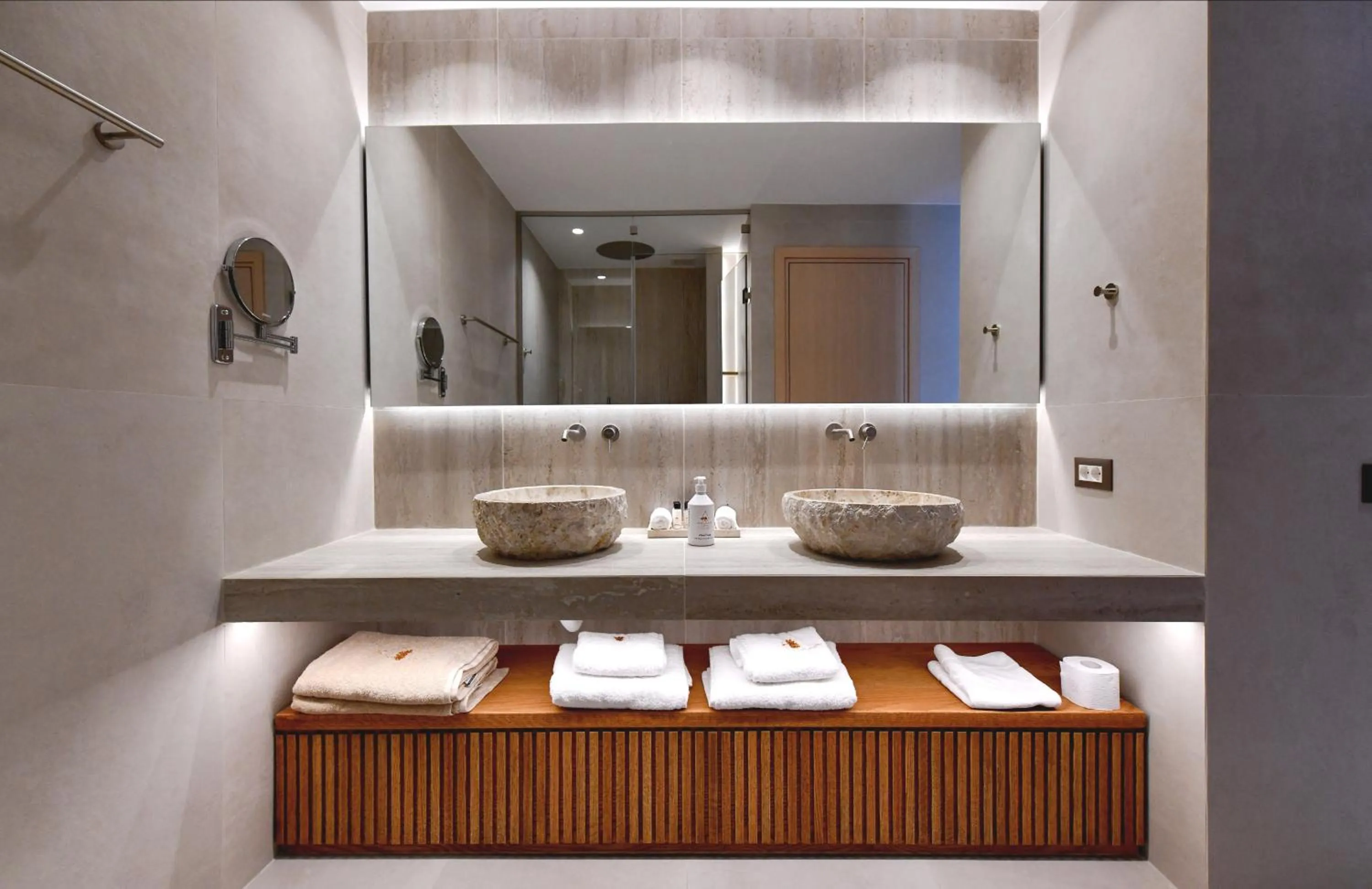Bathroom in Royal Pearl Island Chios Hotel and Spa