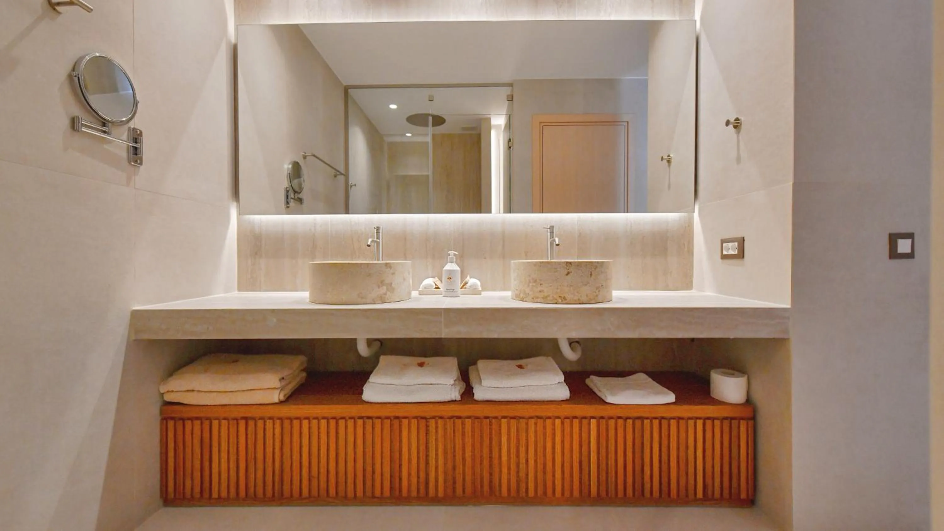 Bathroom in Royal Pearl Island Chios Hotel and Spa
