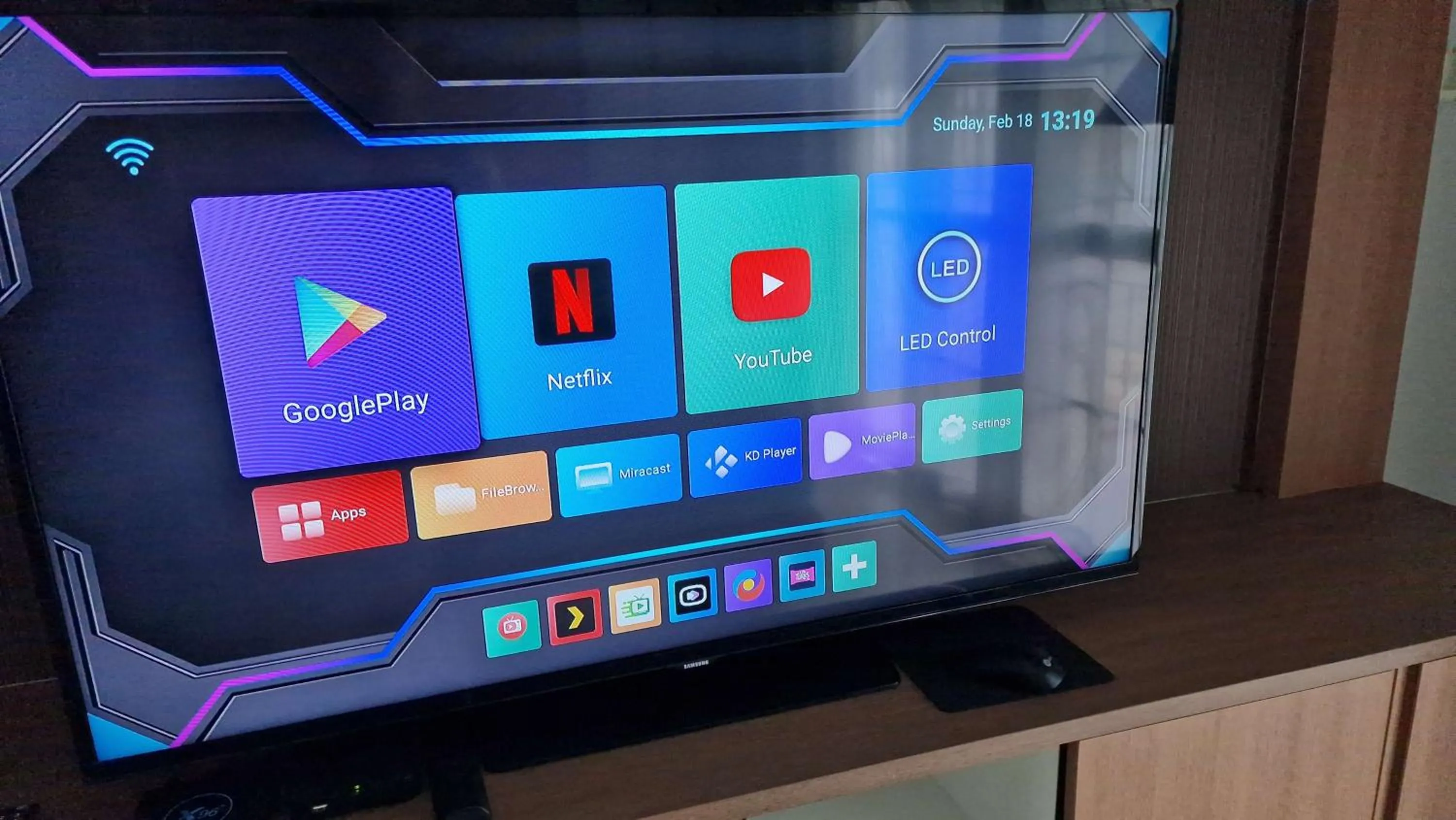 TV and multimedia in Jacuzzi Pool Villa