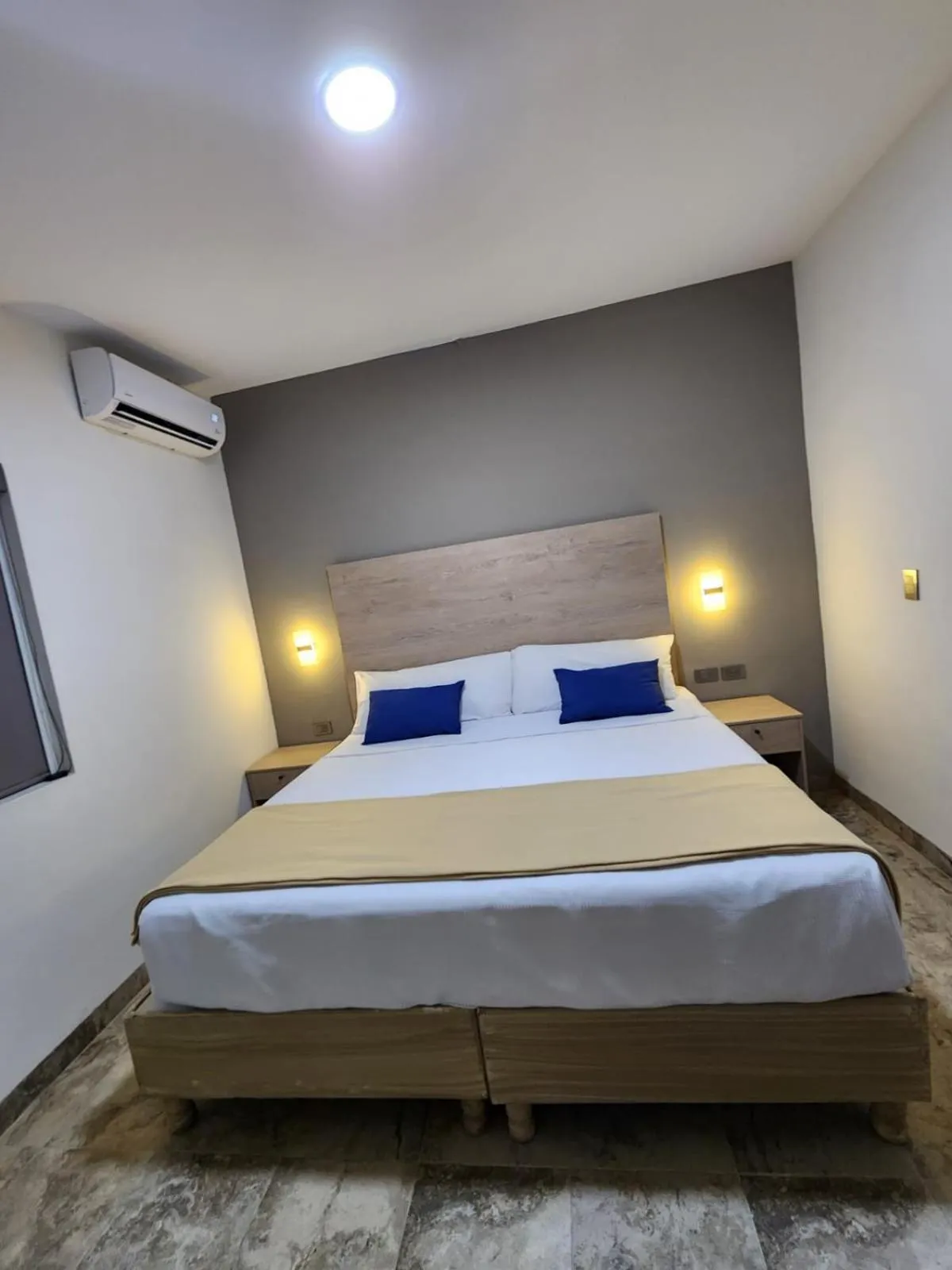 Photo of the whole room, Bed in Hotel Roque