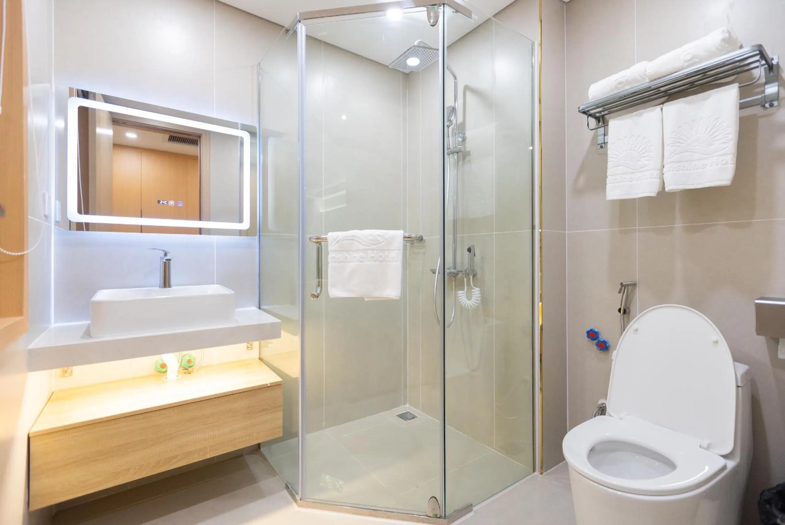 Bathroom in Sunshine Apartment Hotel