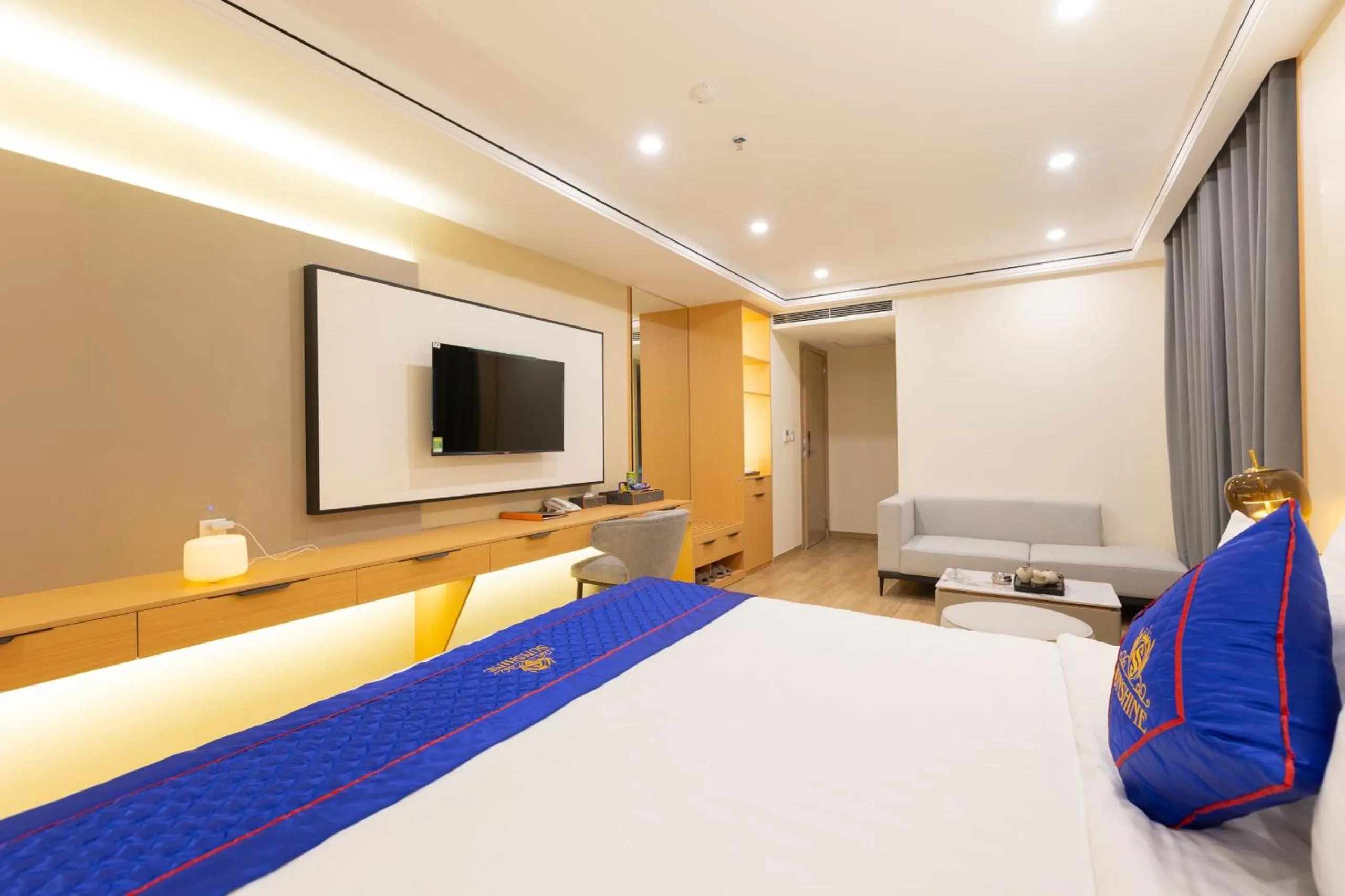 Bed in Sunshine Apartment Hotel