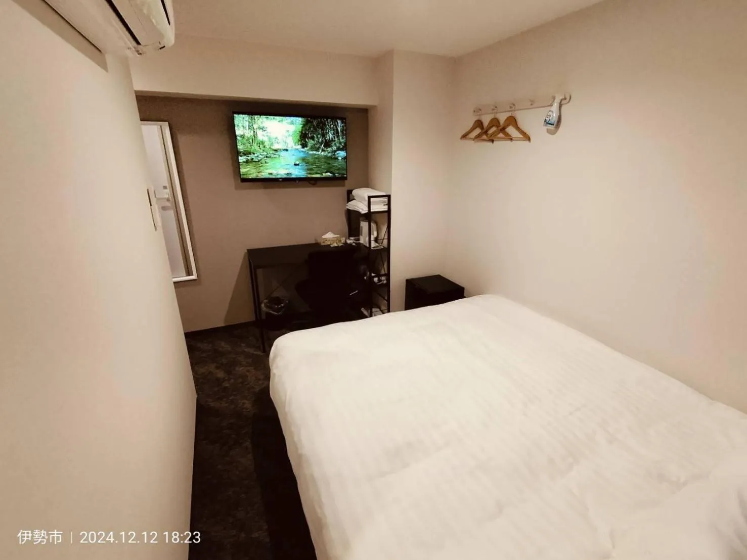 Bedroom, Bed in FLYCAT INN 伊勢