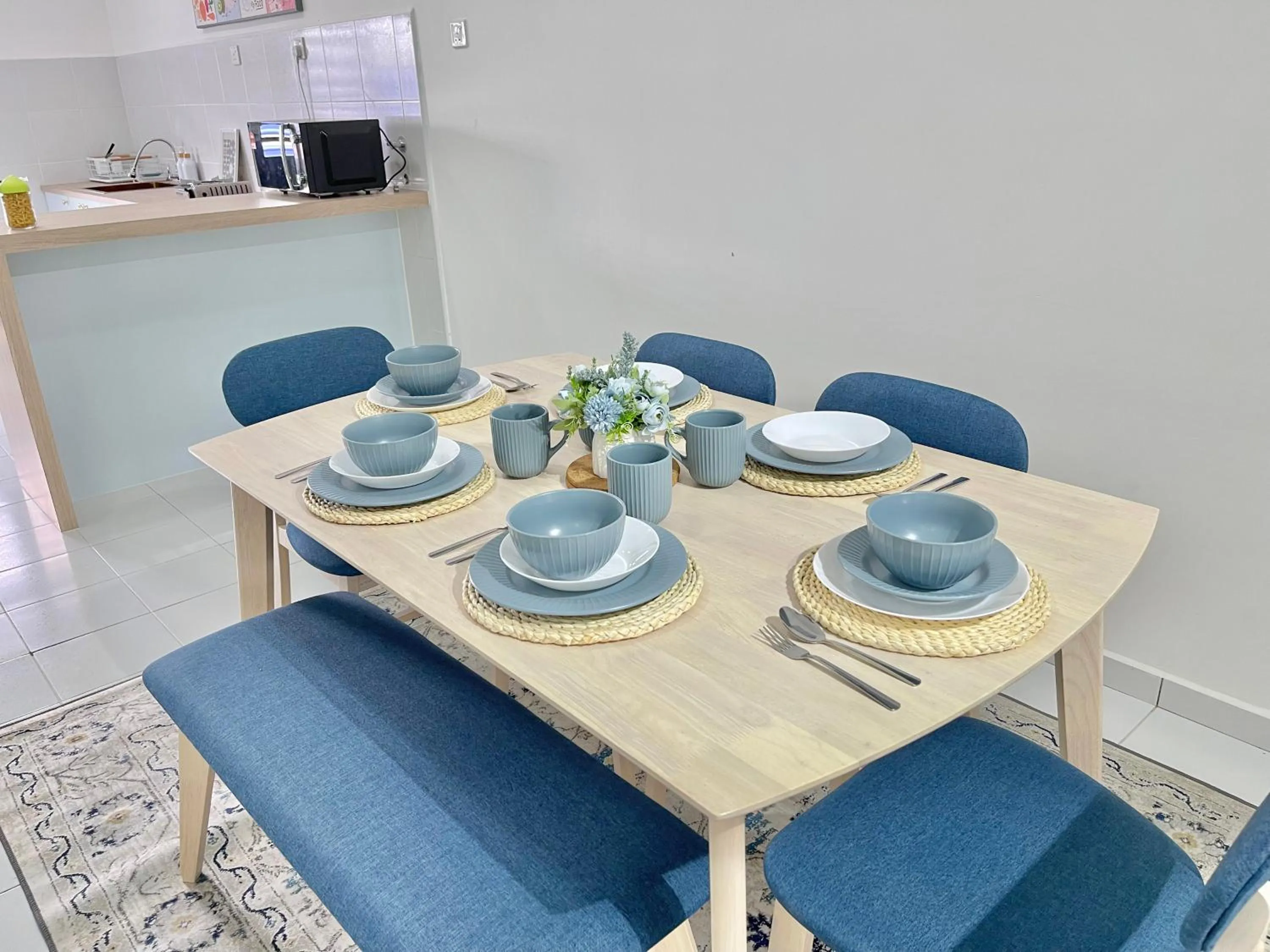 Dining area in Homestay Gambang Modern vintage OZZY GUESTHOUSE