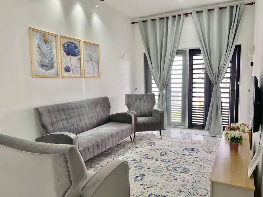 Homestay Gambang Modern vintage OZZY GUESTHOUSE